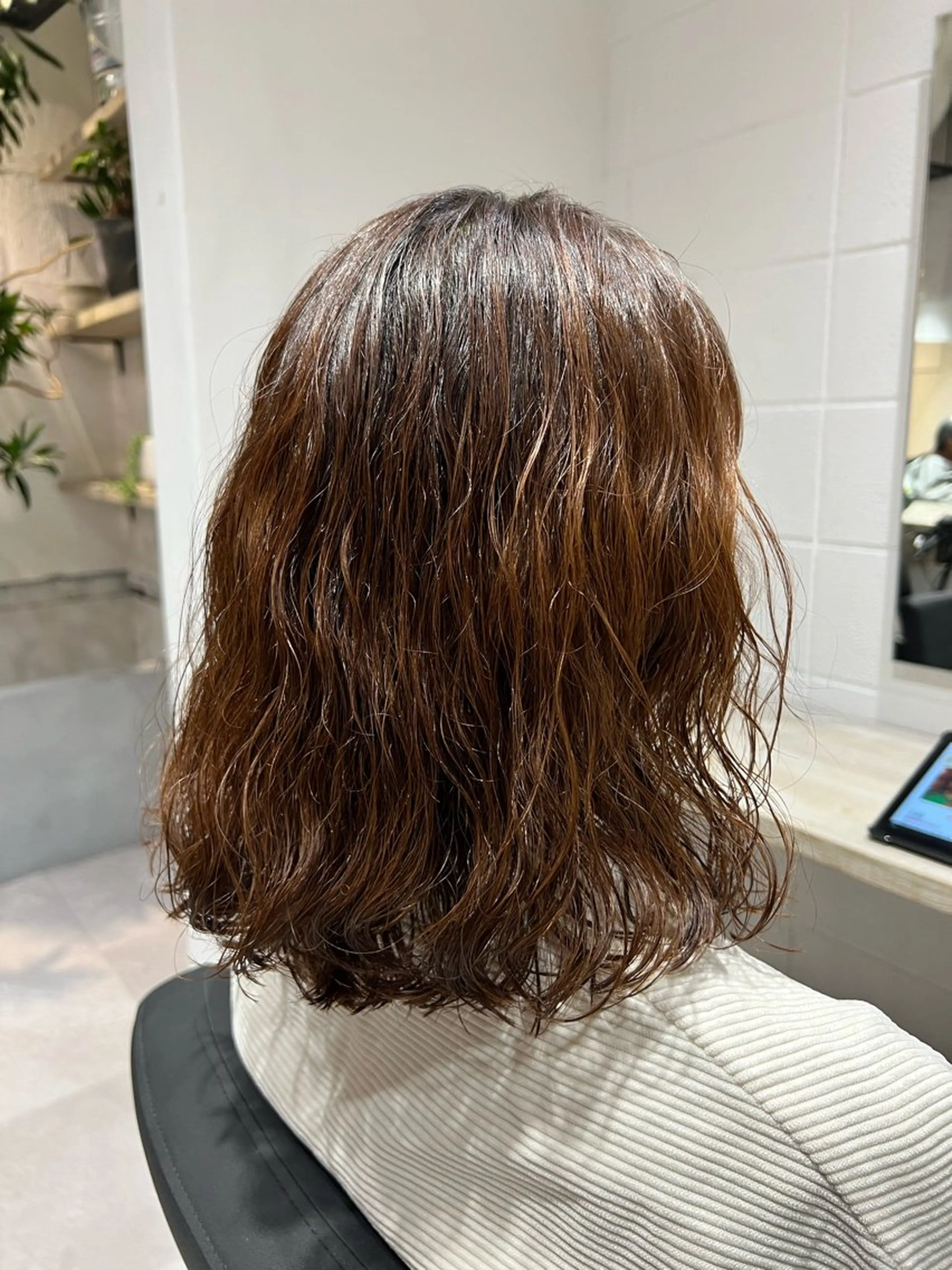 ミディアム パーマ 【パーマ満足度No. 1🥇】宮脇 大樹のヘアスタイル