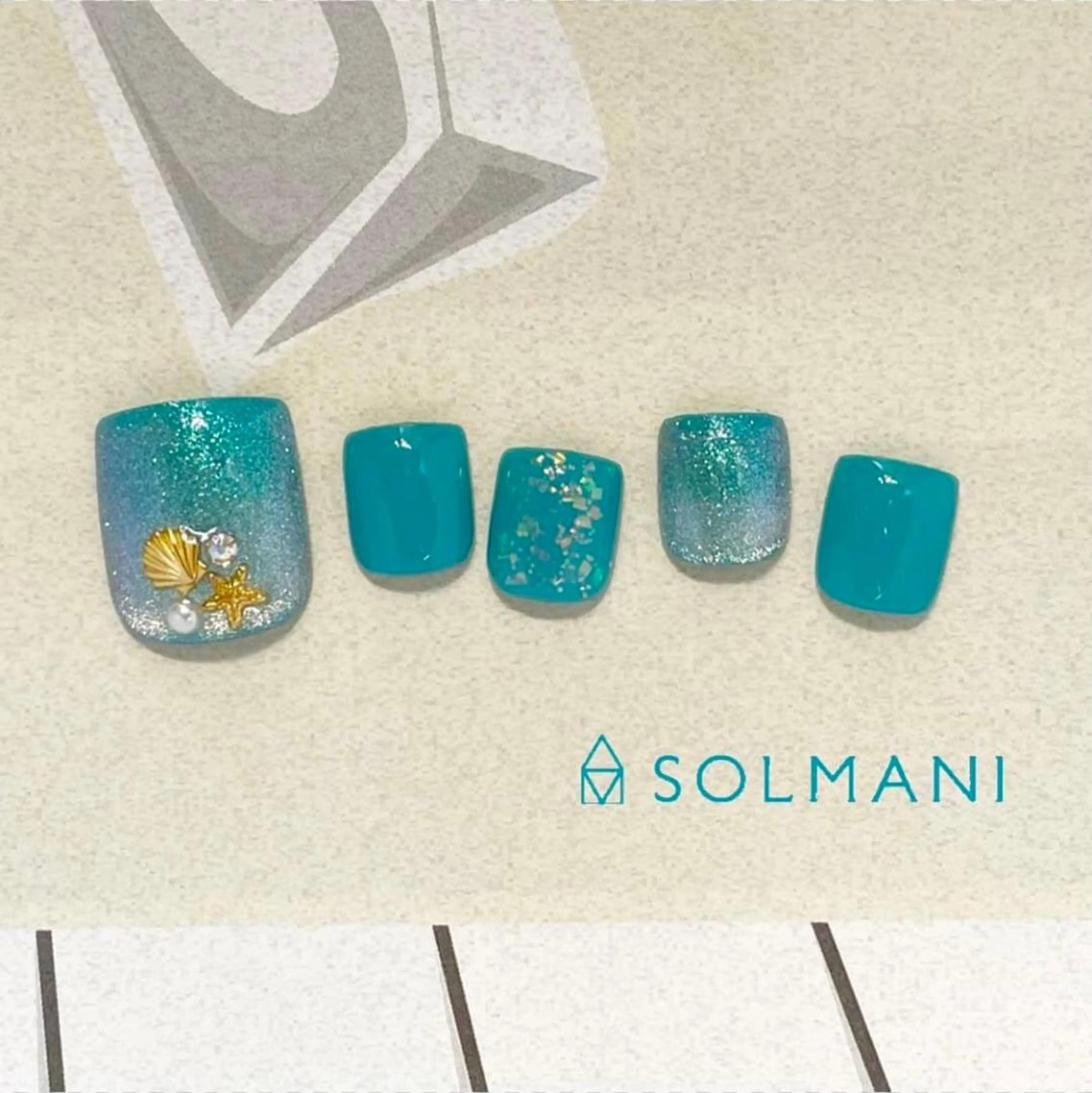 ネイル フットネイル マグネットネイル SOLMANI 予約担当のネイルデザイン