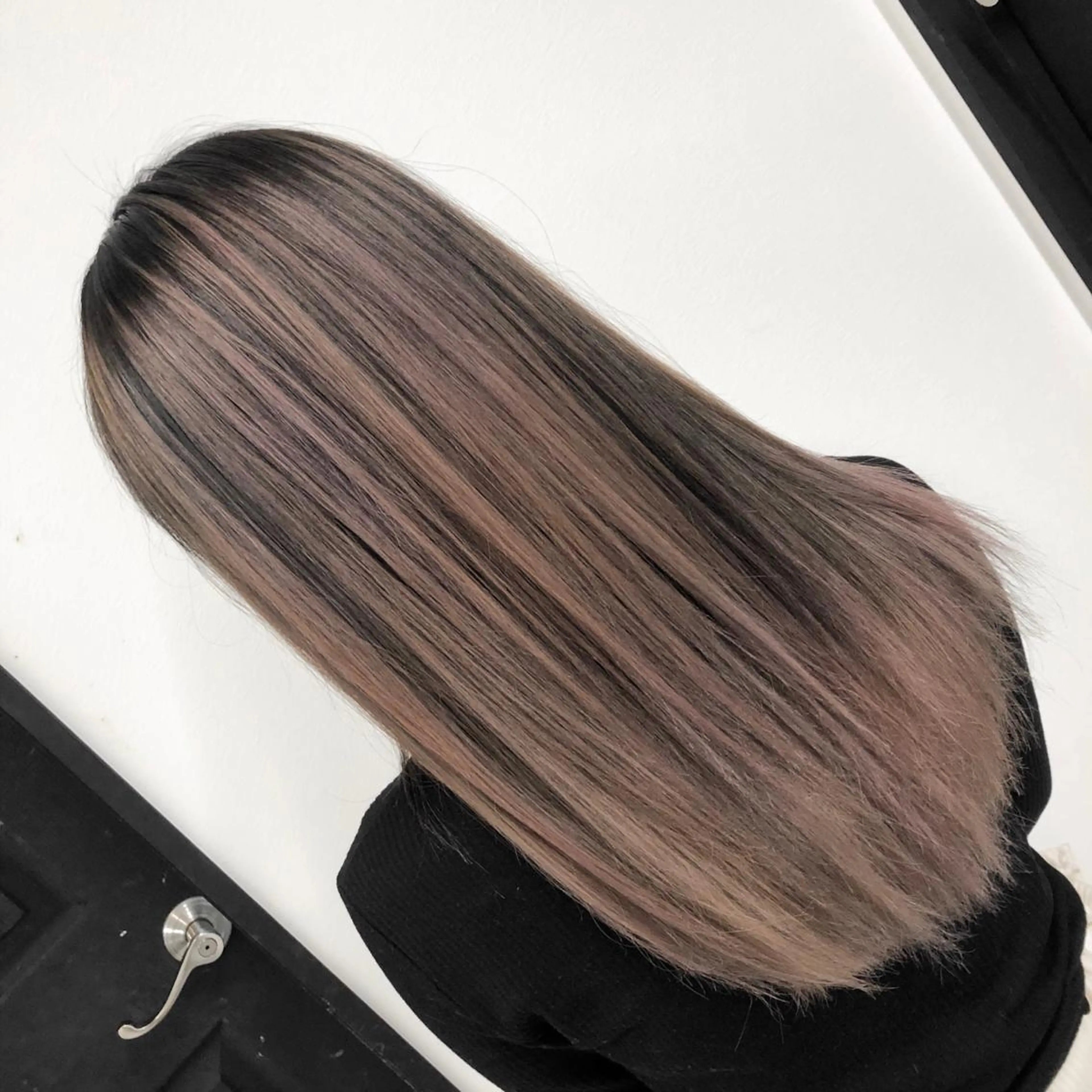 ロング カラー バレイヤージュ デザインカラー ハイライトカラー 外国人風カラー ハイライト アンドウ ユウ/ レイヤーカット/韓国のヘアスタイル