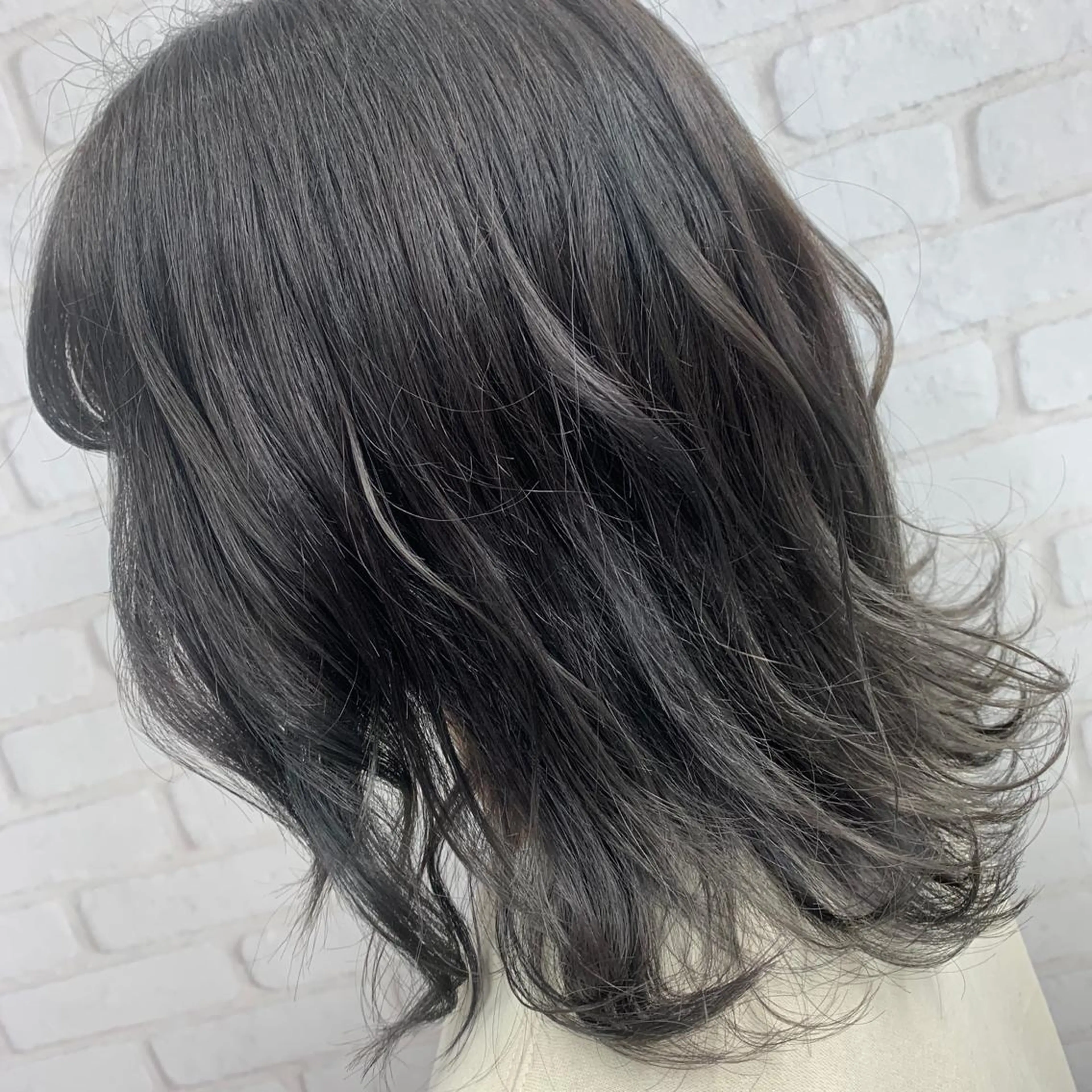 ショート カラー peg.hair所属・ブリーチカラー🫧 森　凪沙のヘアスタイル