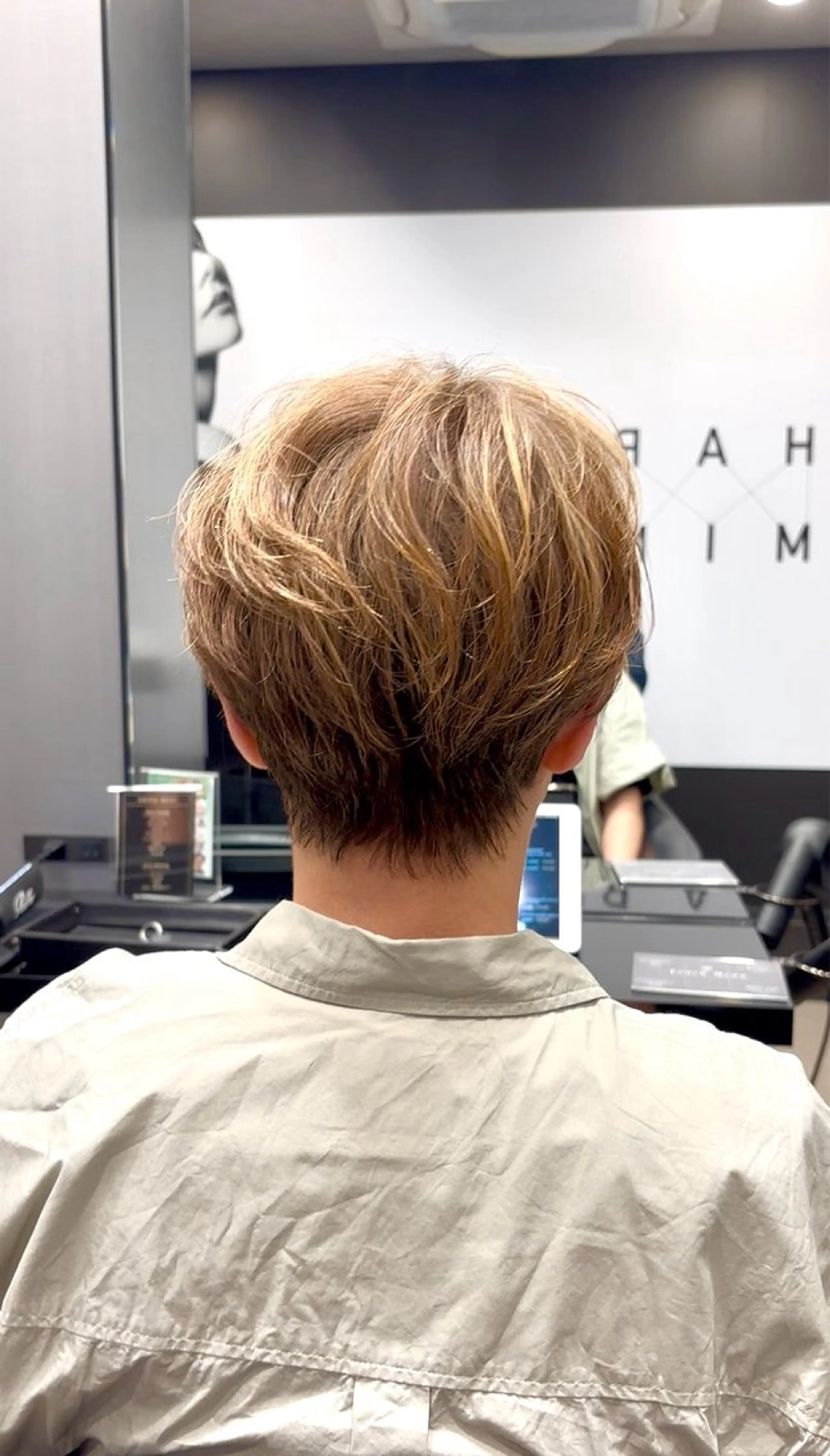 ショート ショートボブ ハンサムショート 丸みショート ボブ くびれヘア HARUKI  MINATO Japan広島紙屋町店所属・hmj紙屋町店 脊戸智志のヘアスタイル