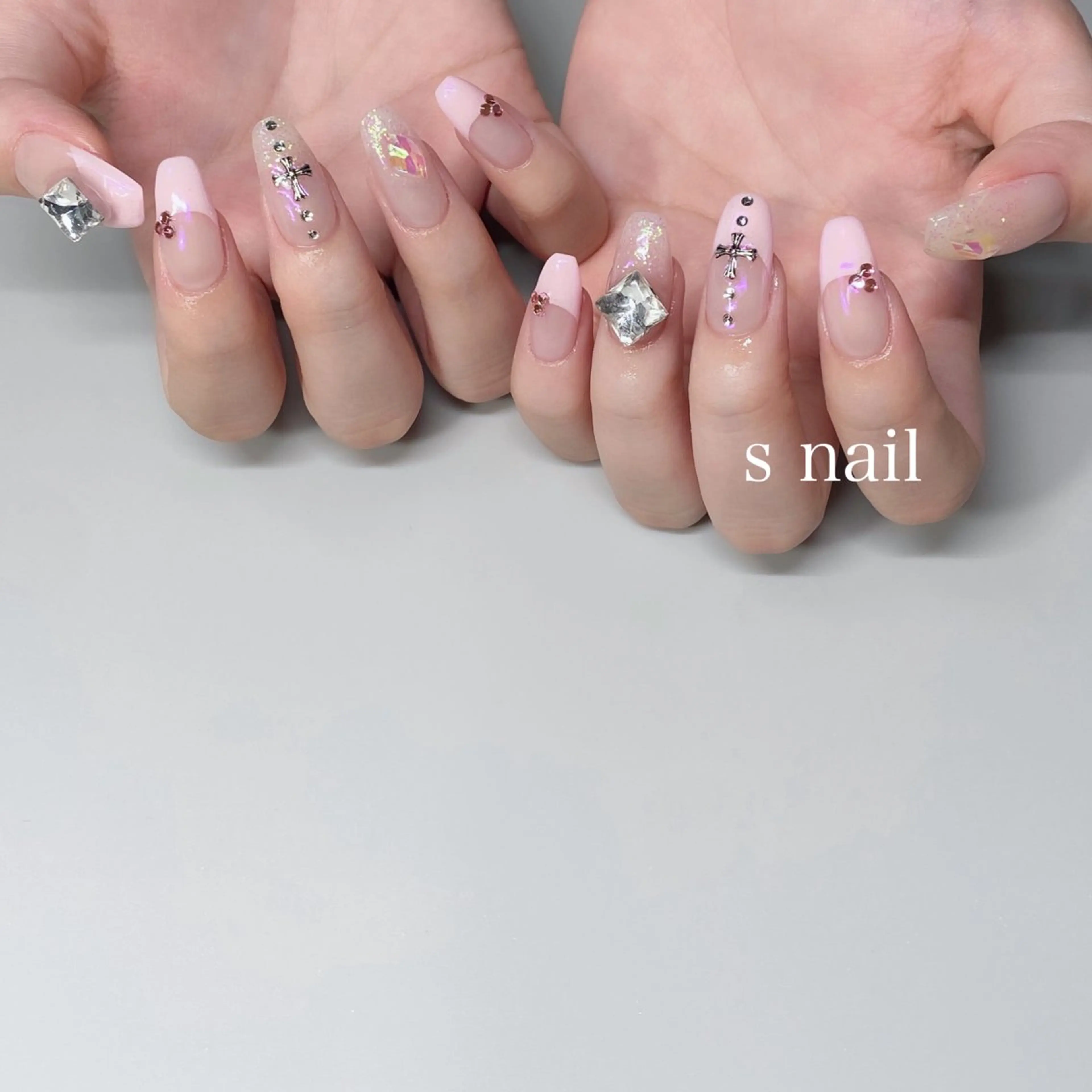 ネイル フレンチネイル ハンドネイル s nail さとよしみゆきのネイルデザイン