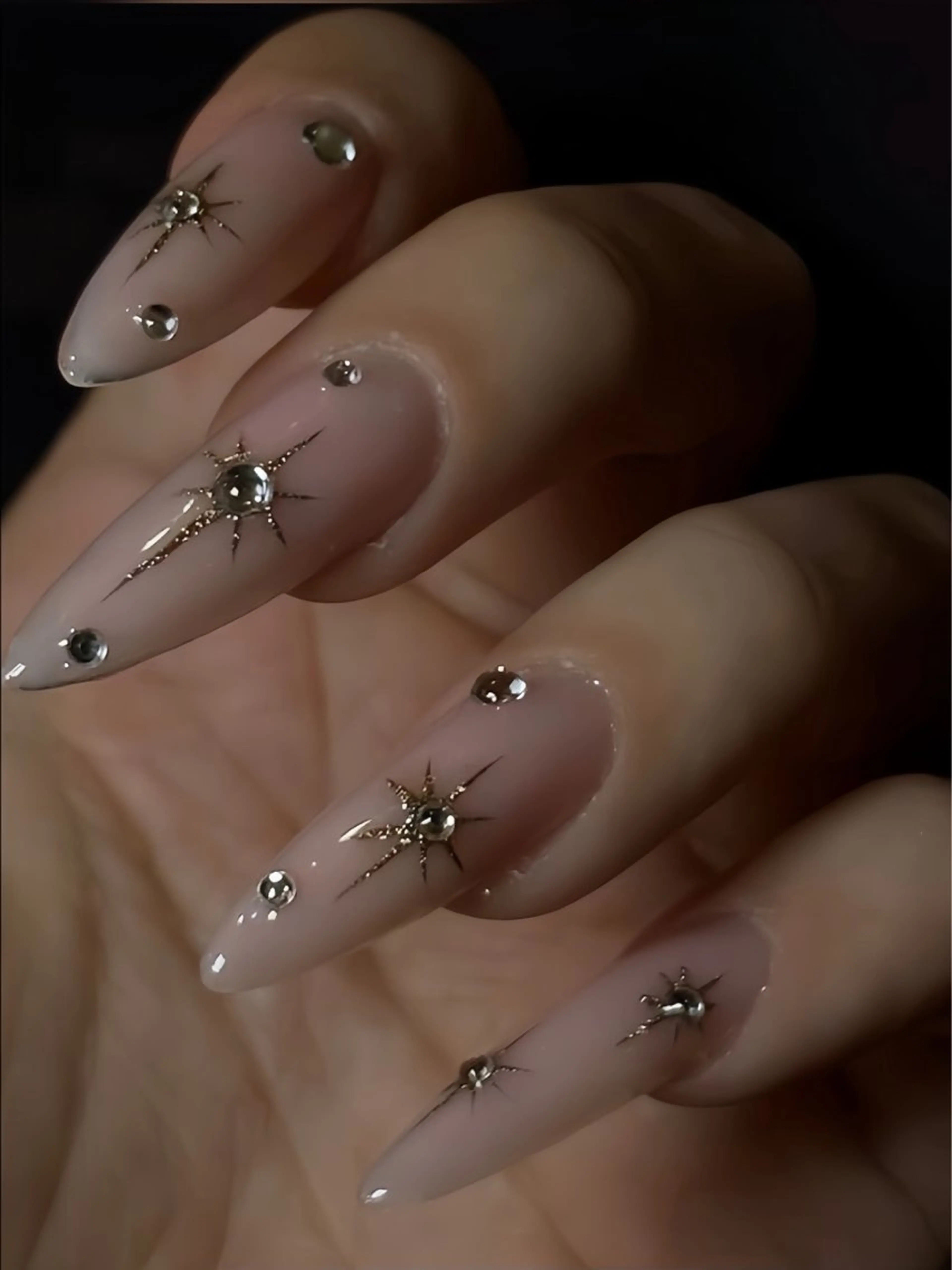 ネイル アートネイル 長さ出し ガーリー 韓国ネイル 持ち込み Rin Nail 新大久保店のネイルデザイン