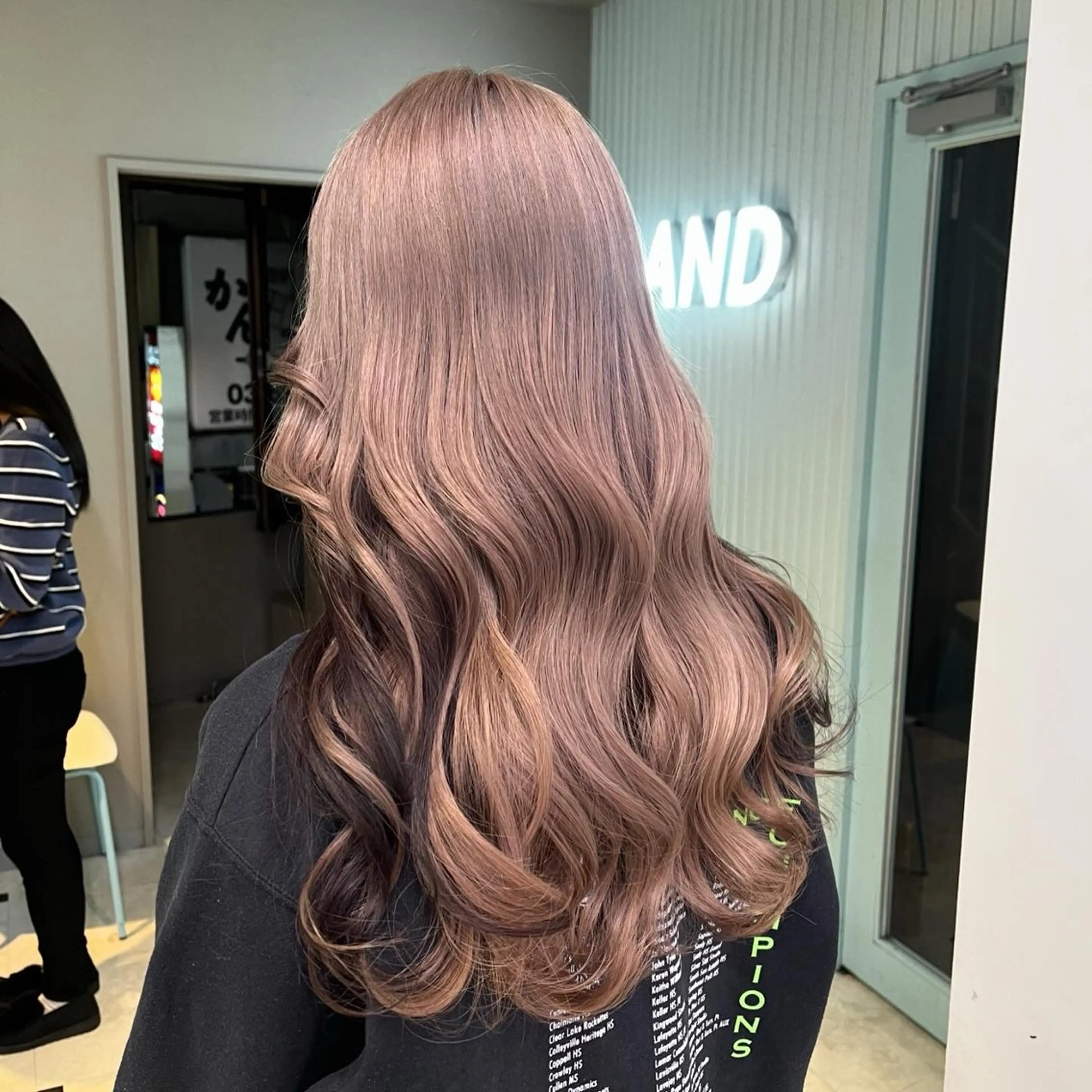 ロング カラー ヘアカラー トリートメント ブリーチカラー 🩵MIZUKIのヘアスタイル