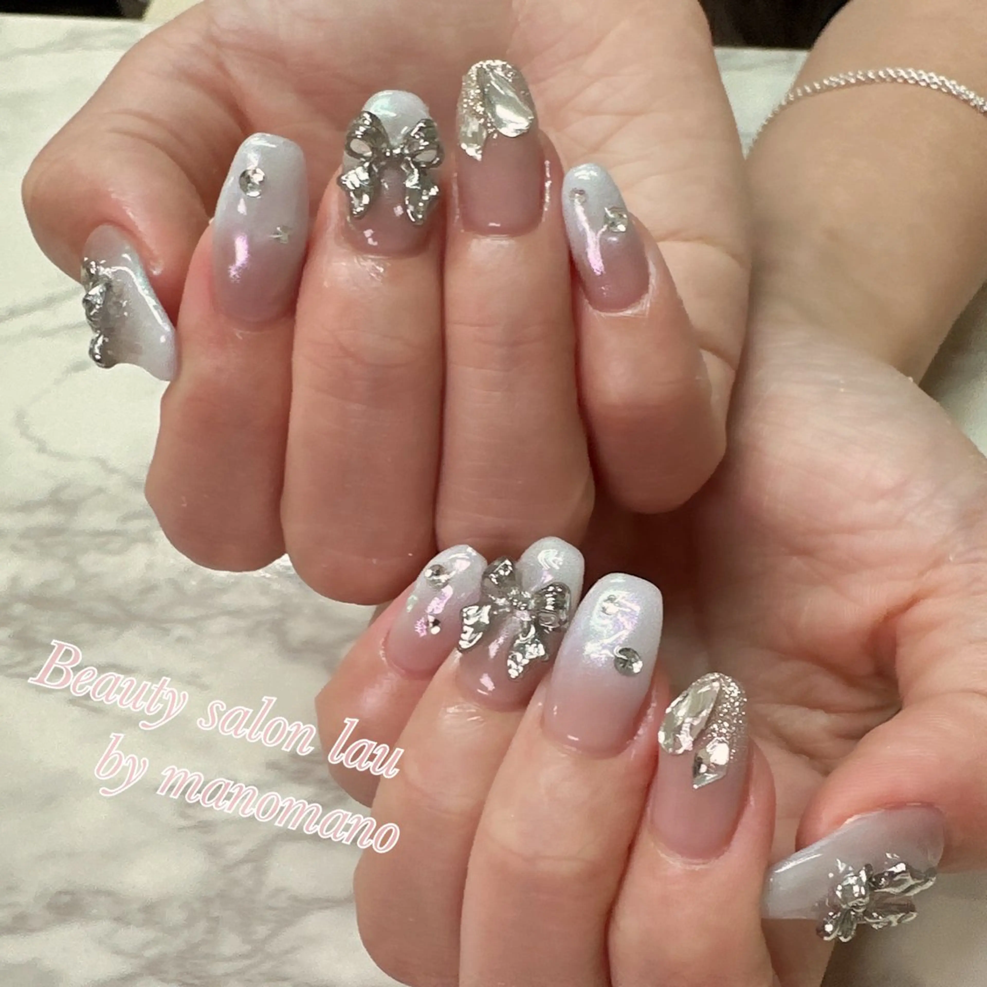 ネイル ハンドネイル ラウバイマノマノ なかざとのネイルデザイン