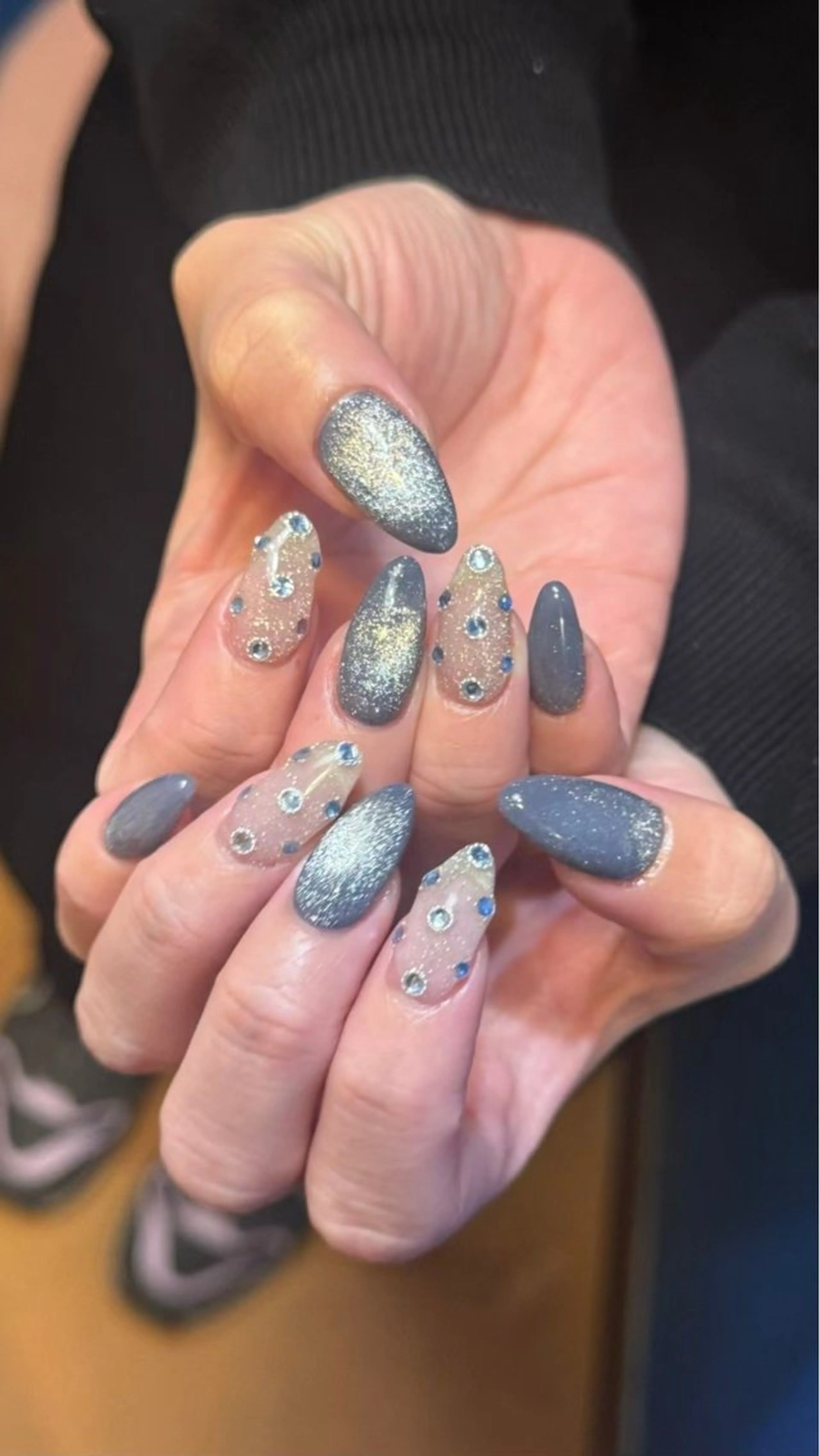 ネイル ハンドネイル フットネイル 堤 ノアのネイルデザイン