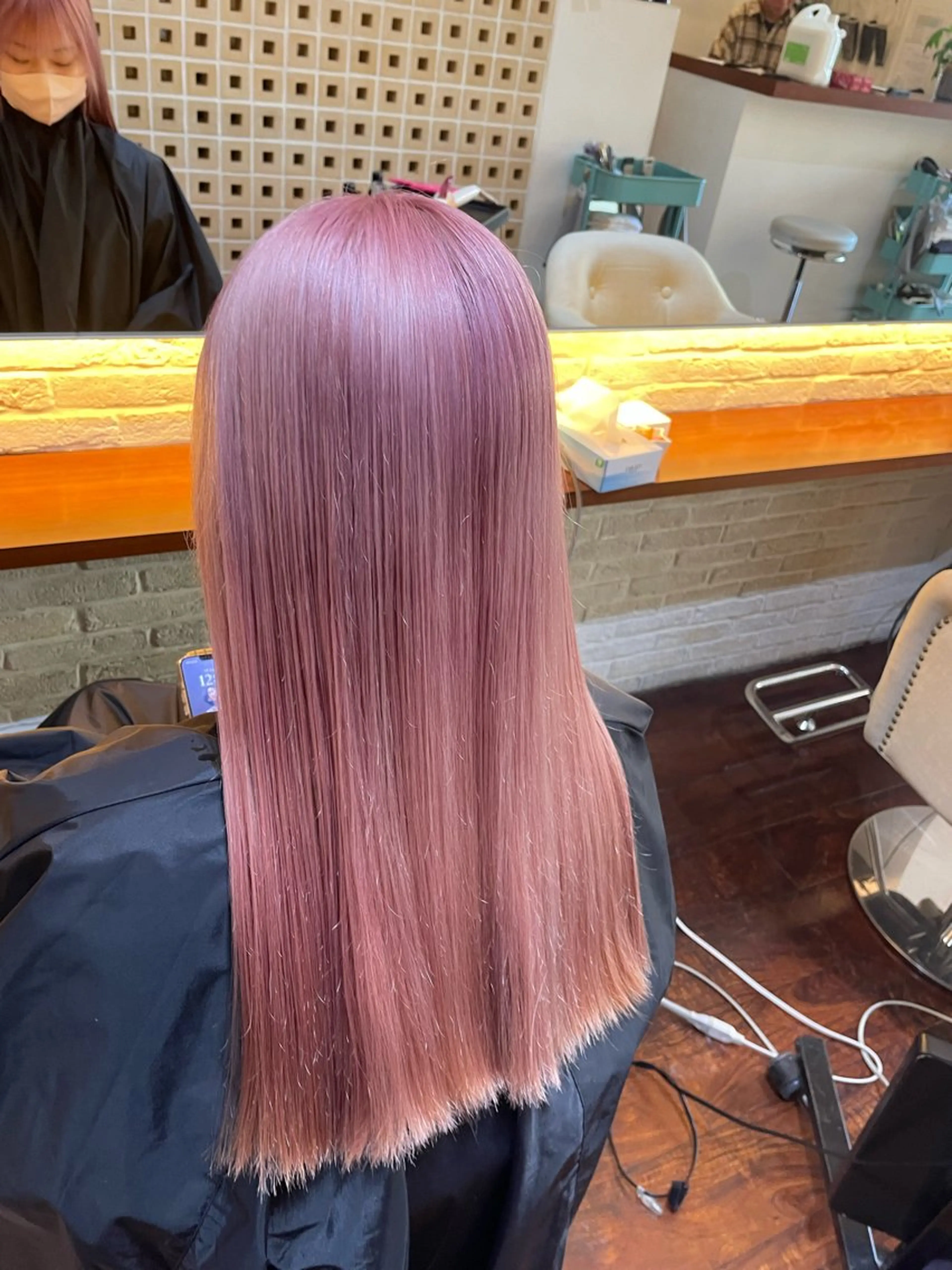 カラー ピンクカラー CoCooN nanamiのヘアスタイル