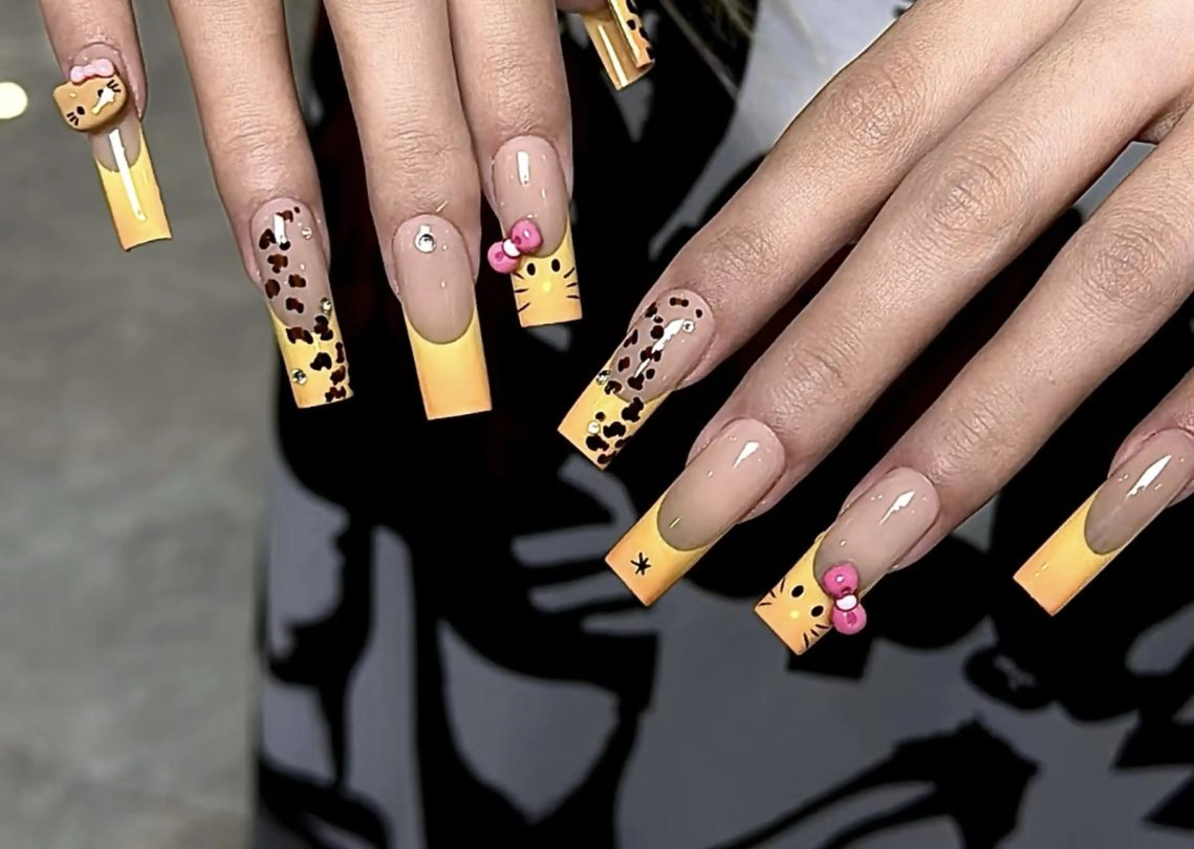 ネイル ハンドネイル 🎀 Ayaka_nailのネイルデザイン