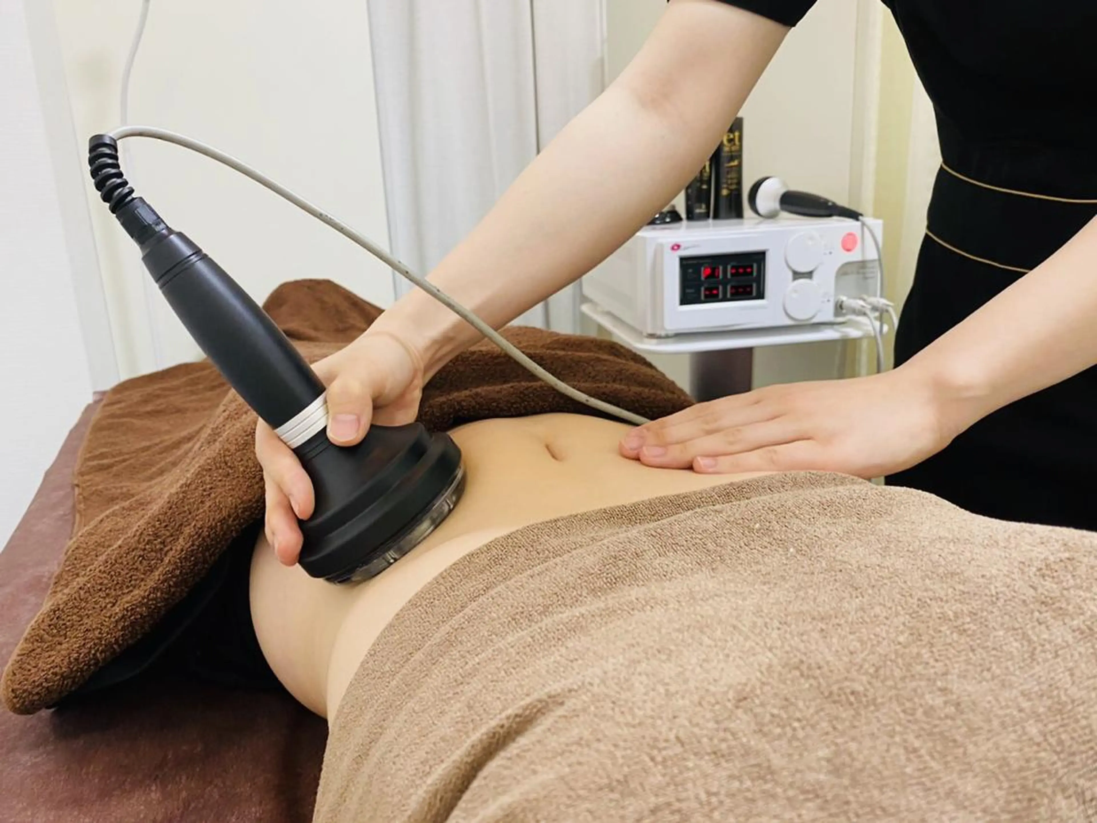 天神格安美肌脱毛 NEONのエステ・リラクイメージ