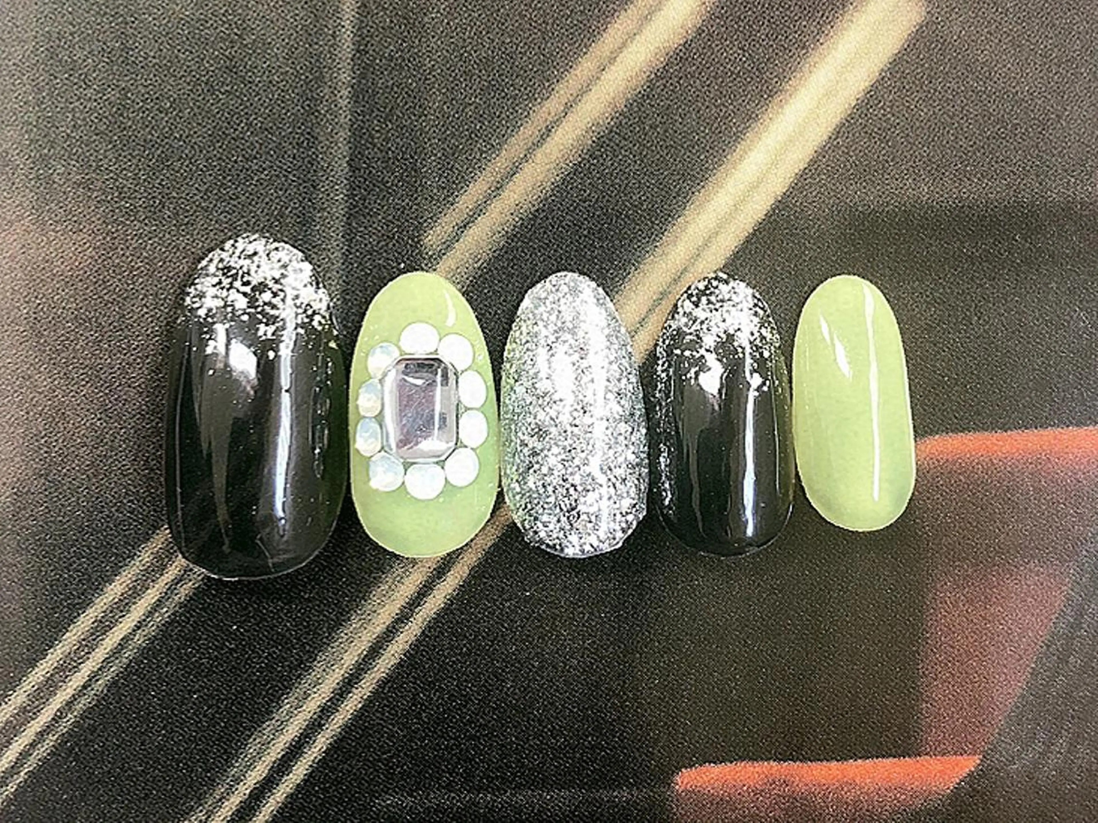 ショート カラー ネイル chéri sinagawaのネイルデザイン