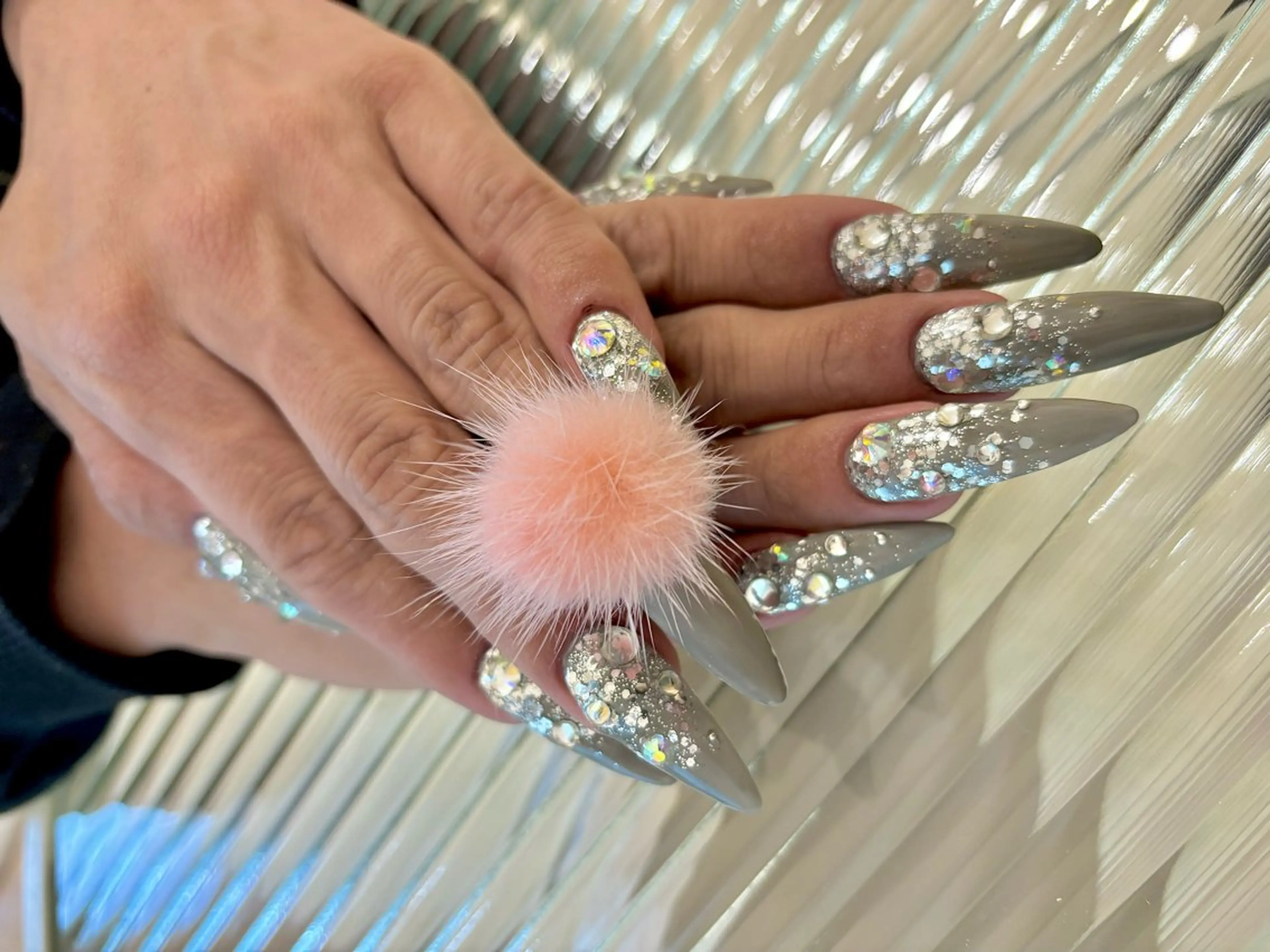 メンズ ネイル メンズネイル 冬ネイル メンズトータルビューティーwellnessMARCA所属・【メンズ美容】 三浦かえでのエステ・リラクイメージ