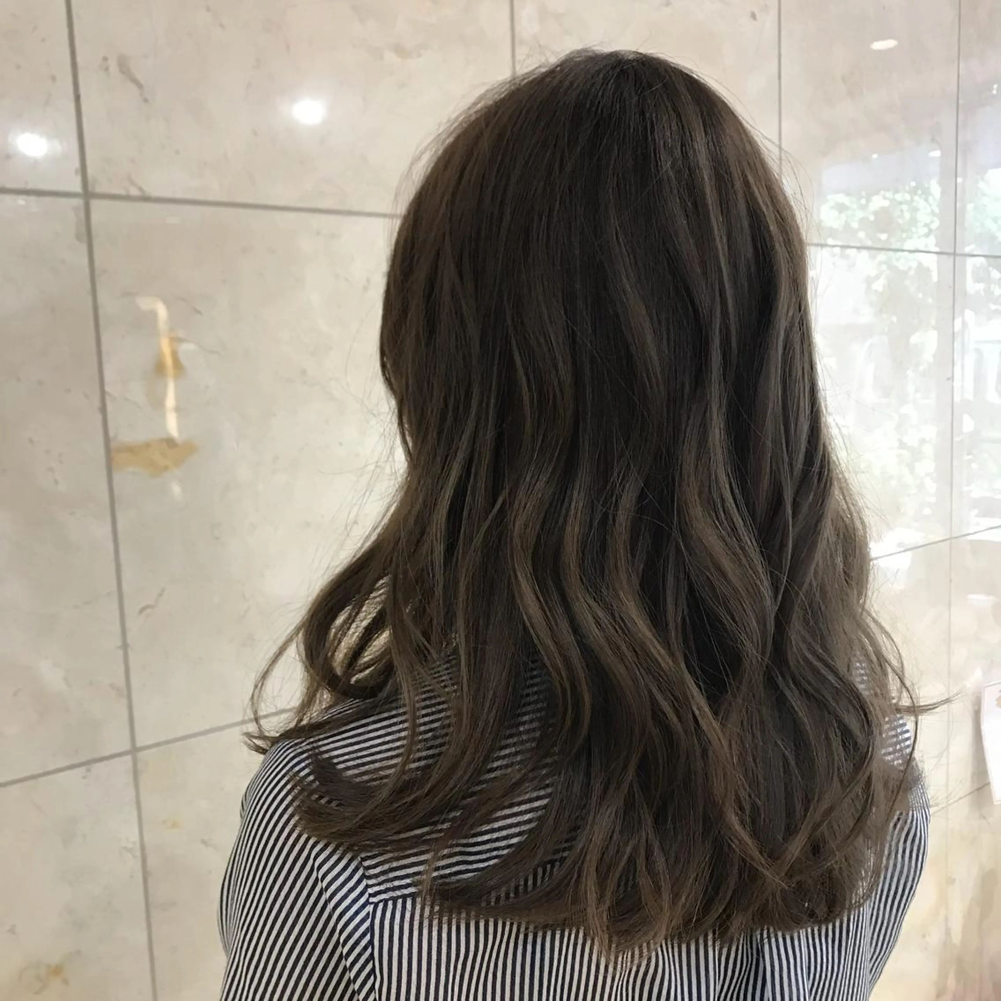 ロング カラー ブリーチ 透明感カラー ヘアカラー トリートメント 清水　仰士 ROW町田のヘアスタイル