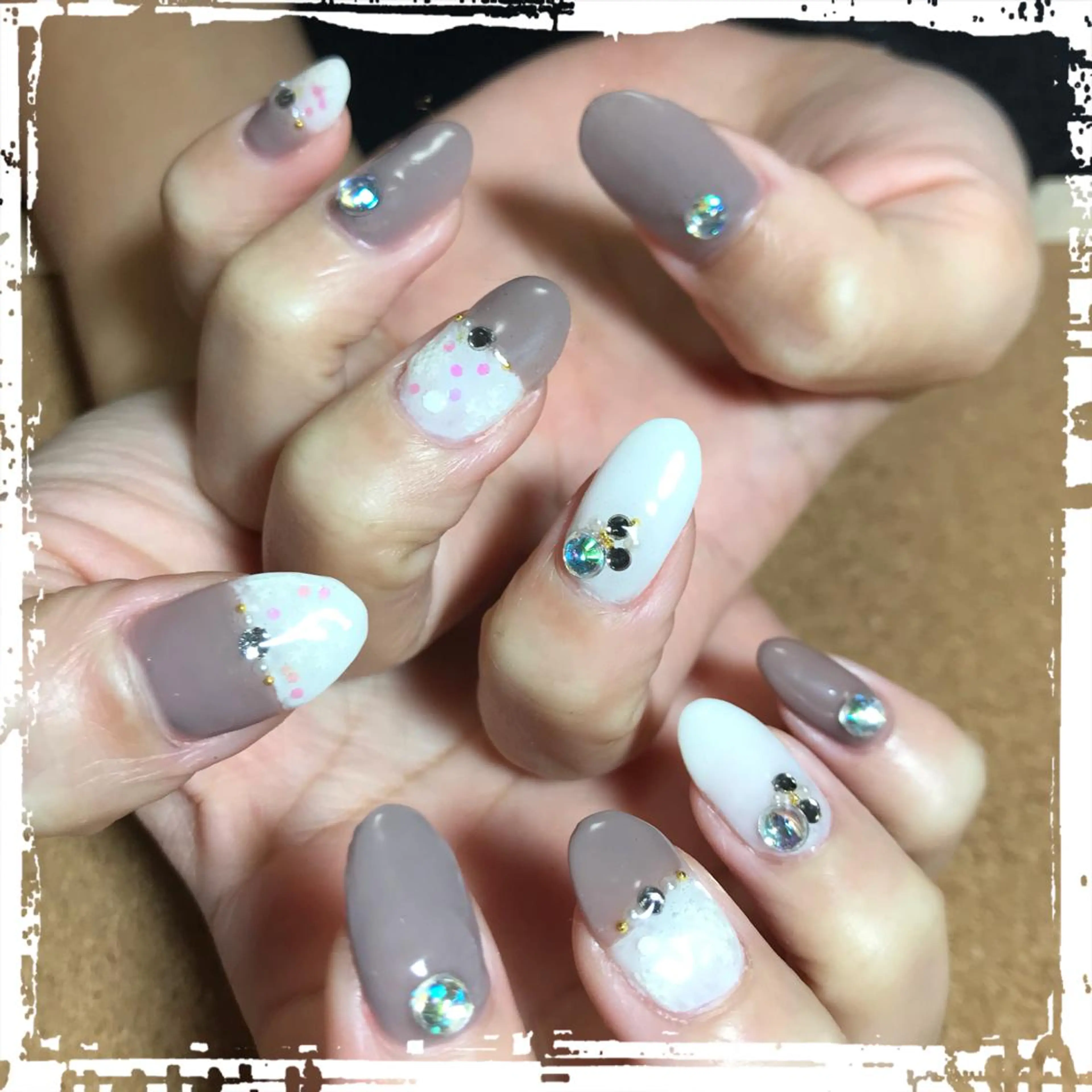 ネイル ECLAT エクラ所属・寺山 千鶴のネイルデザイン