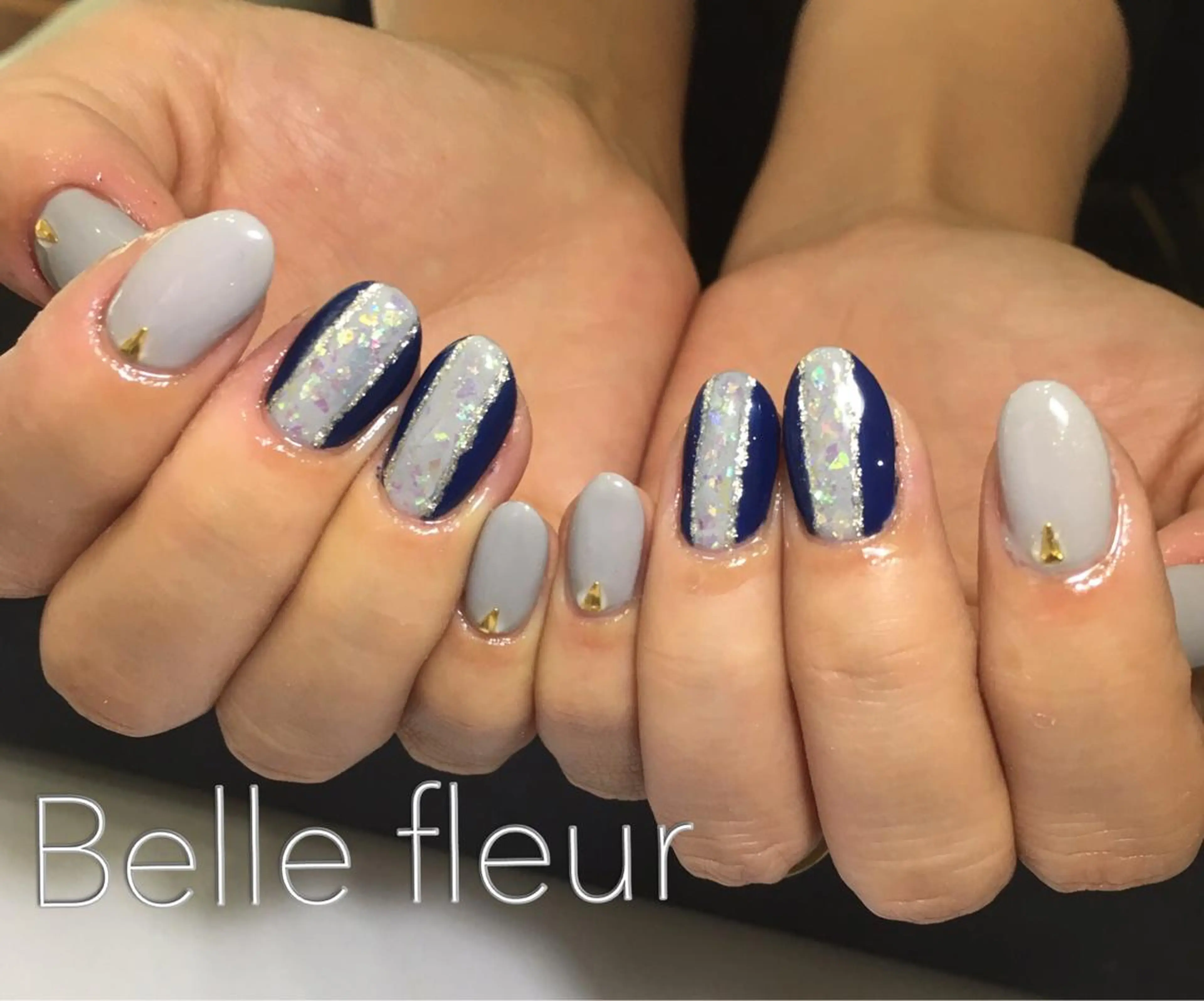 ミディアム ネイル Belle fleurのネイルデザイン