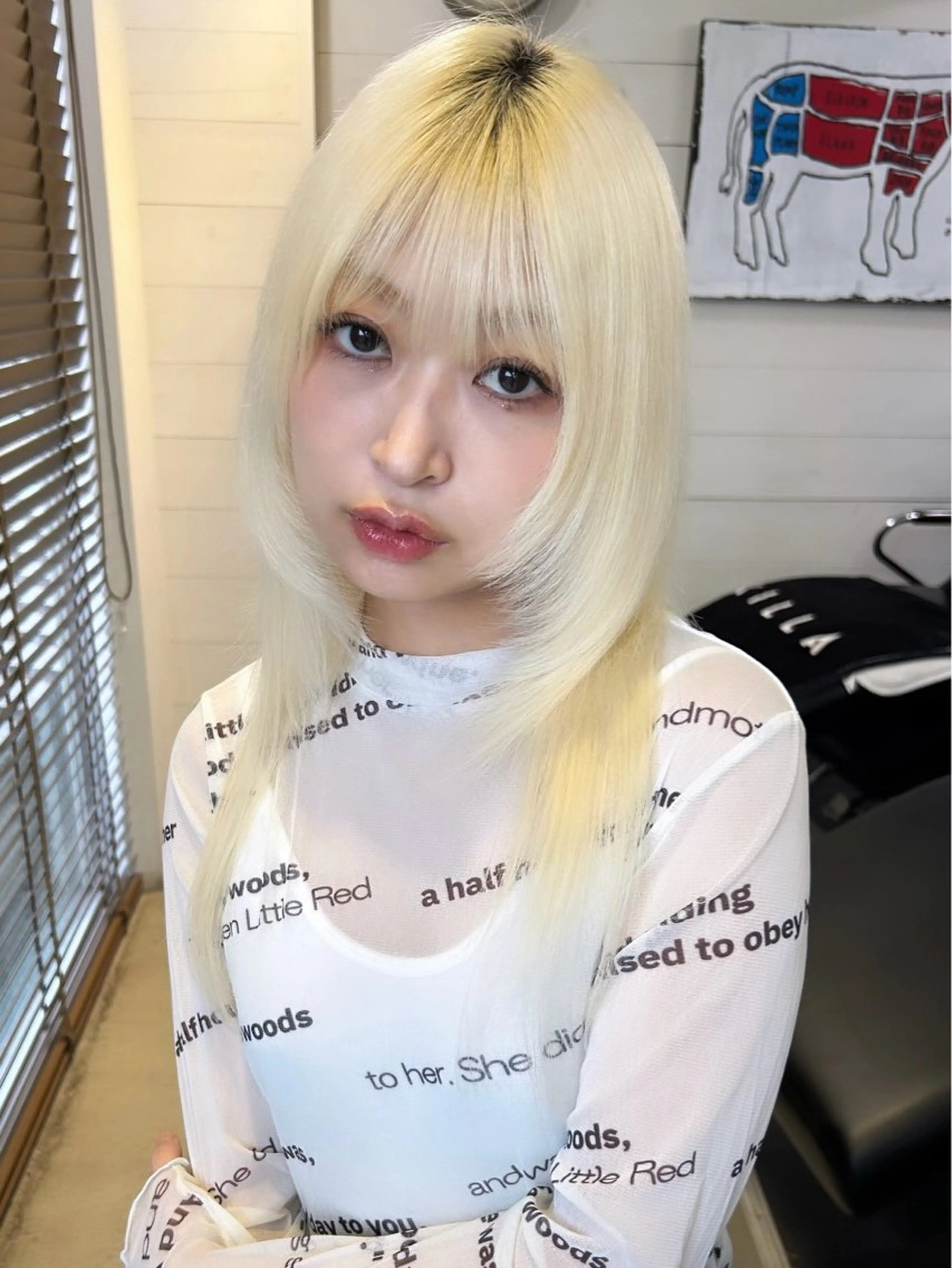 セミロング カラー メンズ 抜きっぱなしブロンド ブロンド カット ヘアカラー トリートメント 🧸艶々韓国ヘア 🧁mizunaのヘアスタイル