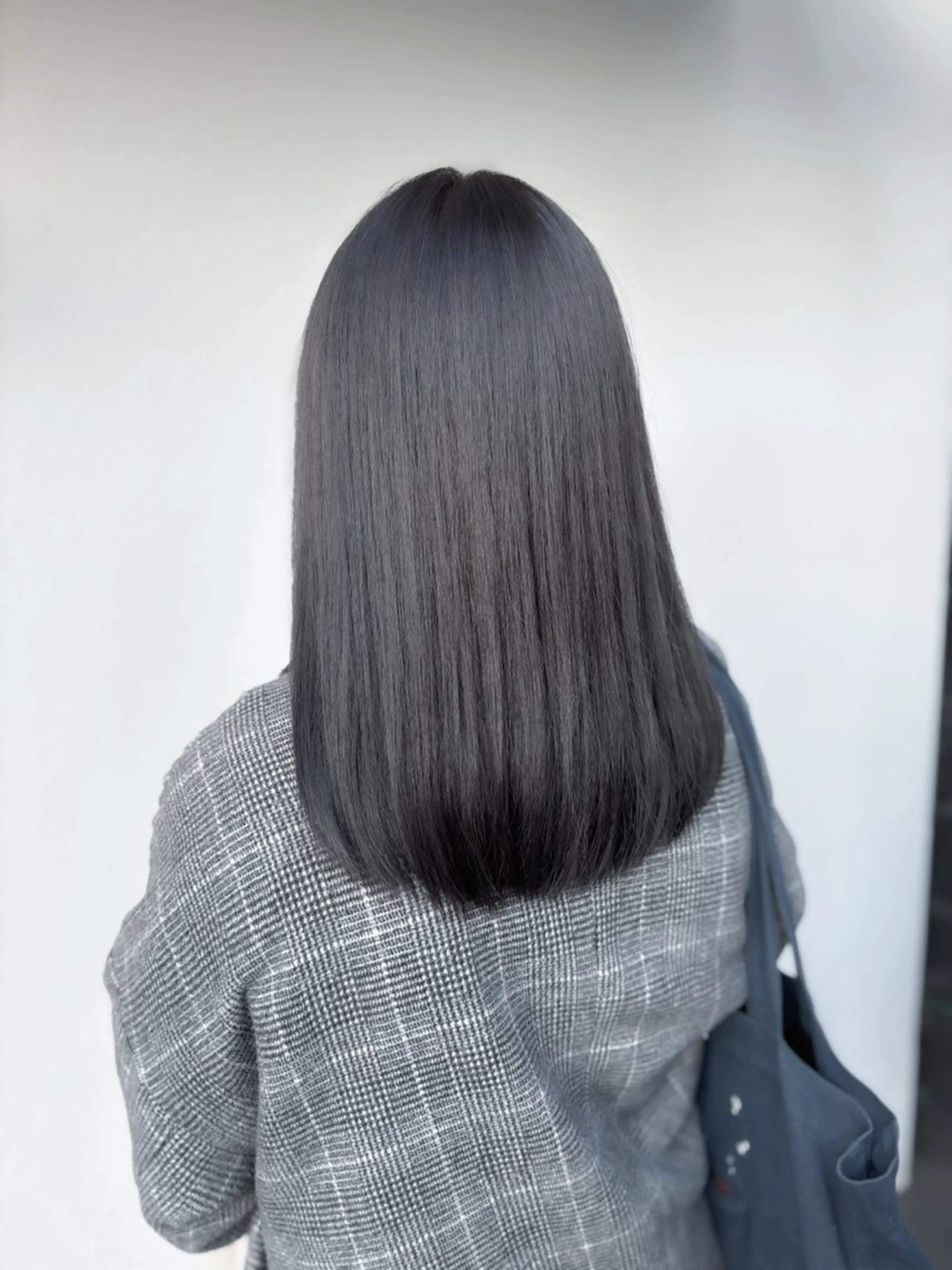セミロング カラー アッシュ アッシュグレー ヘアカラー ducha所属・DUCHA Tomida naoのヘアスタイル