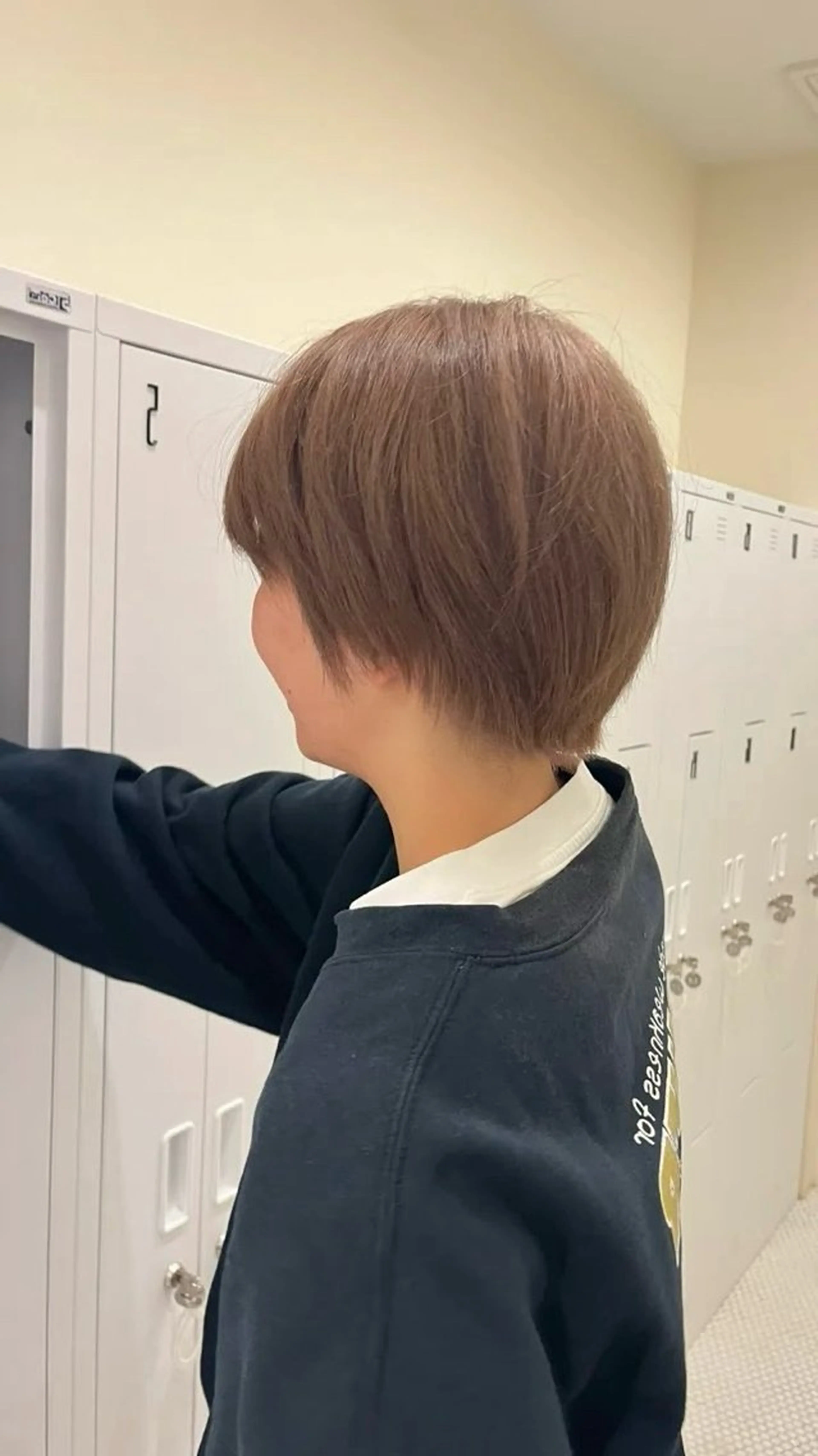 ショート ヘアカラー 韓国レイヤーカット/ ハイトーン/マアヤのヘアスタイル