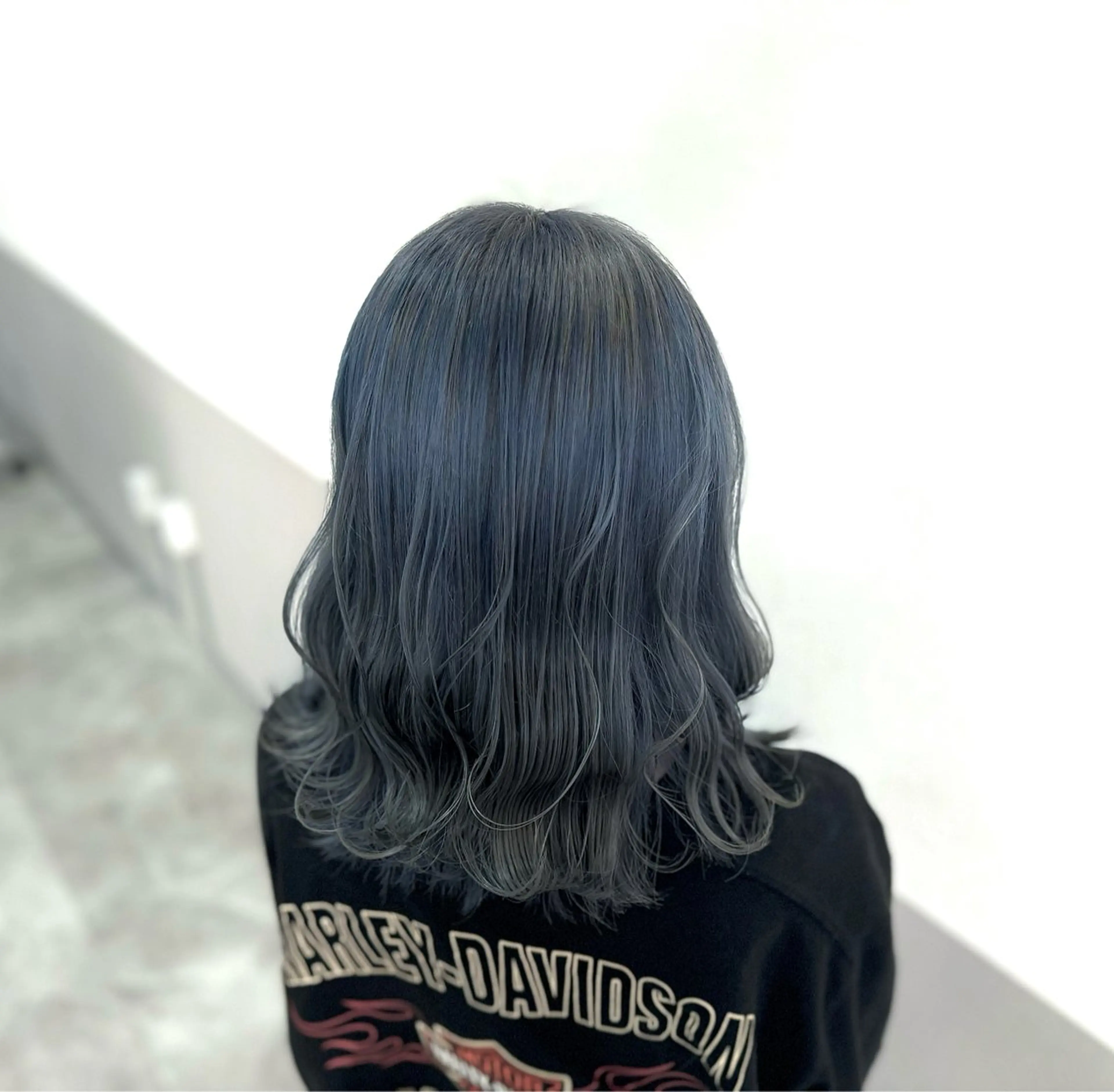 セミロング カラー ブリーチ ブルーカラー ネイビーカラー yumika /透明感×似合わせのヘアスタイル