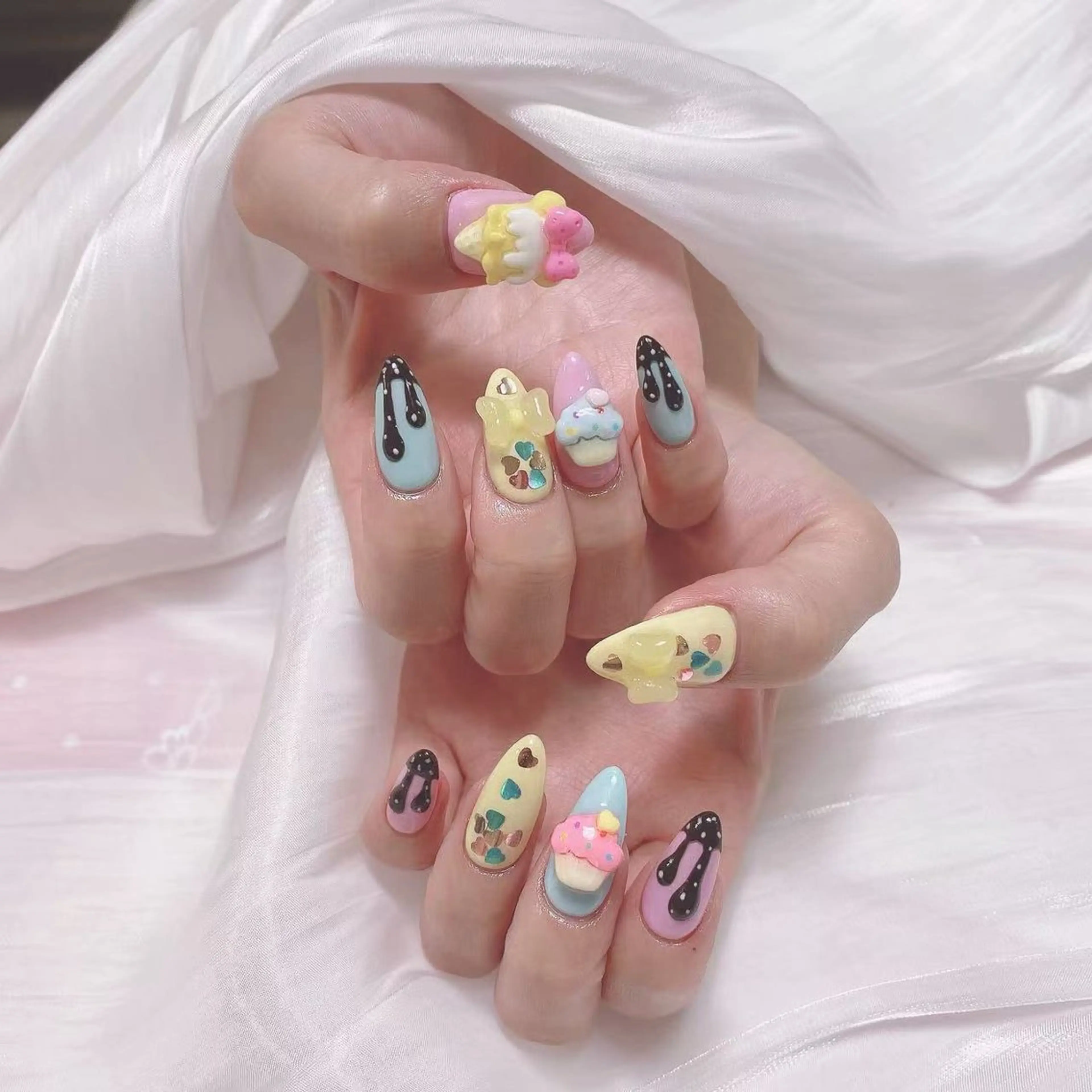 ネイル ジョリ kasumi🌹💅のネイルデザイン