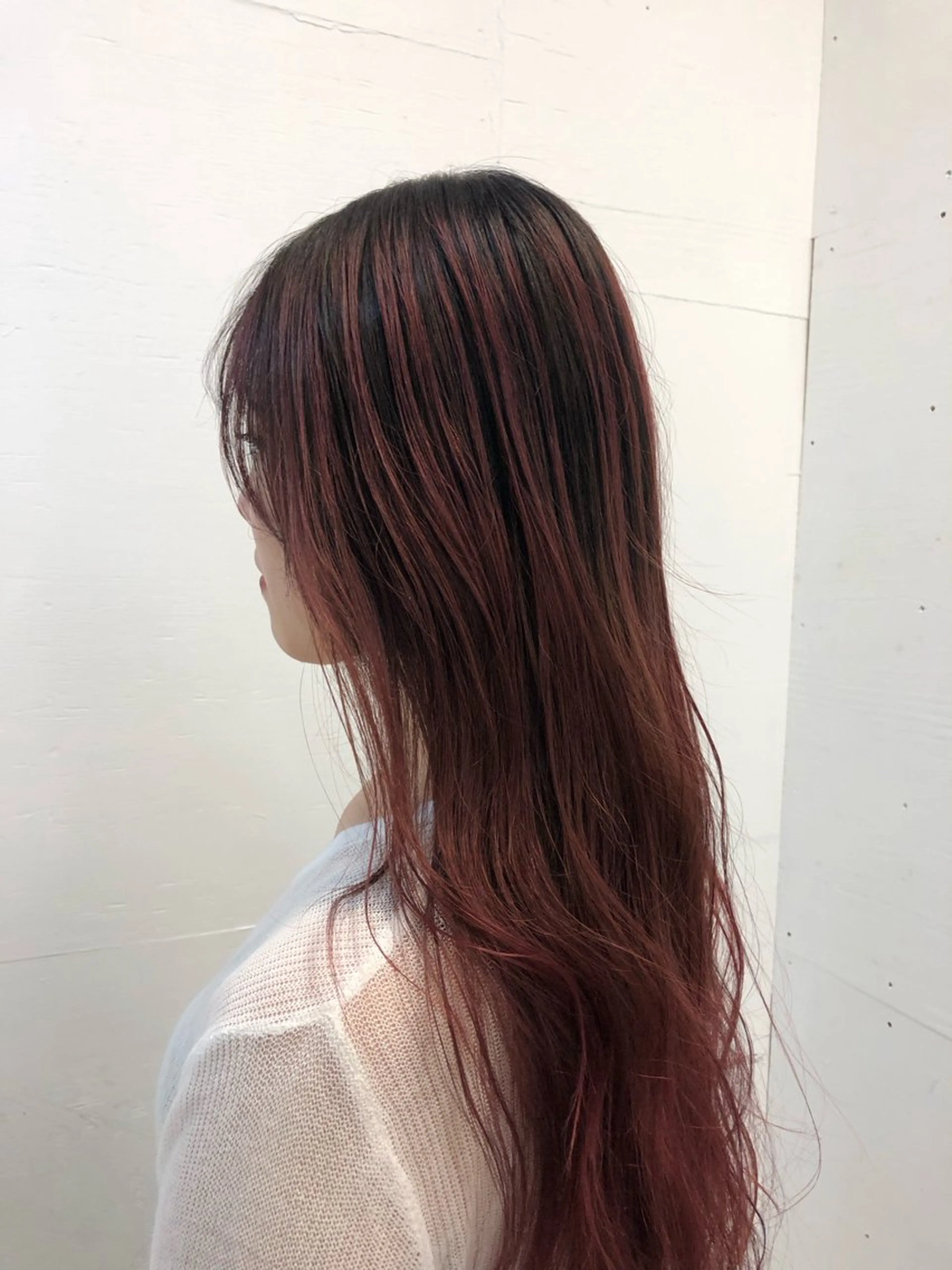 ロング カラー HOLLY 髙橋ユウキのヘアスタイル