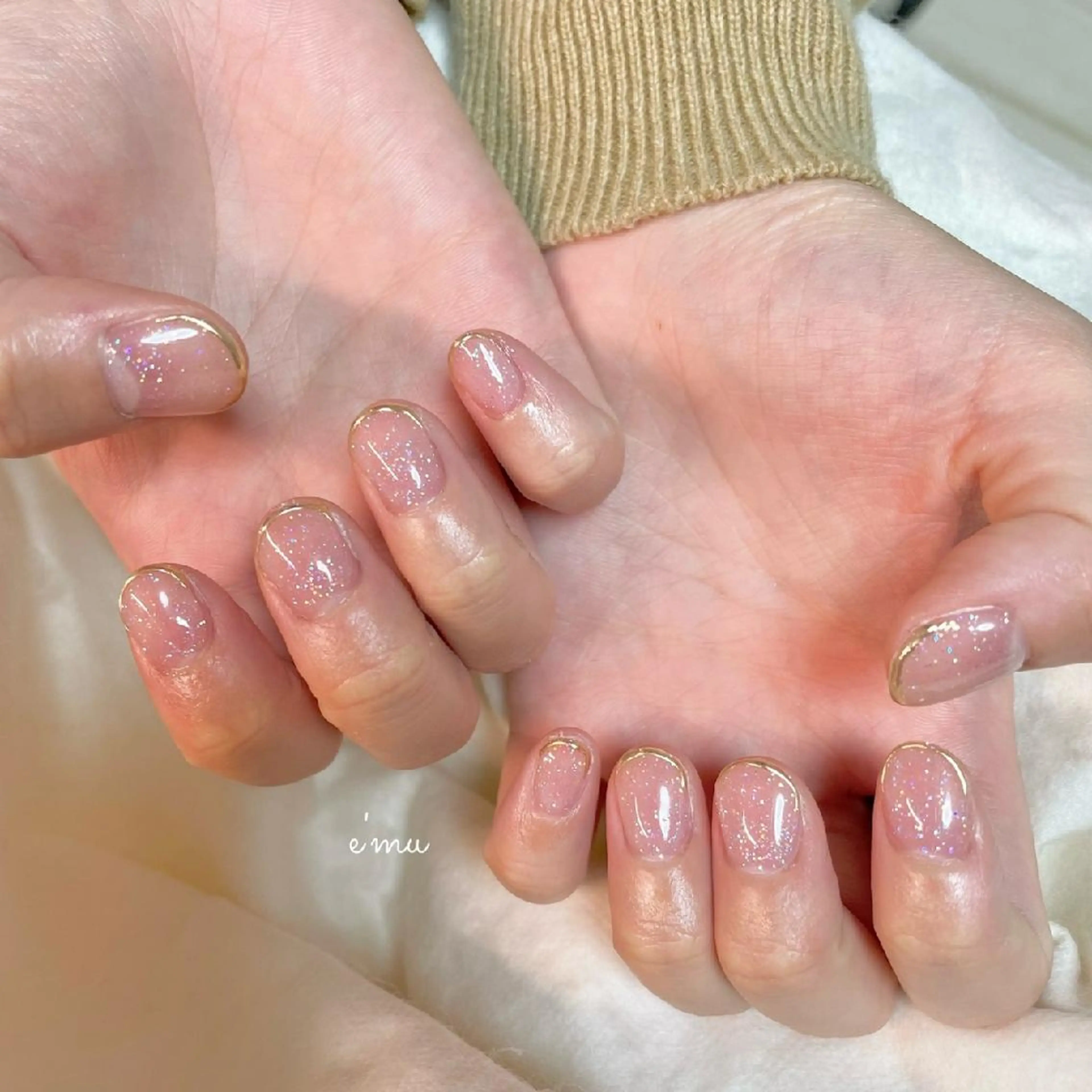 ネイル フレンチネイル ゴールド ハンドネイル nail salon e'mu💐のネイルデザイン