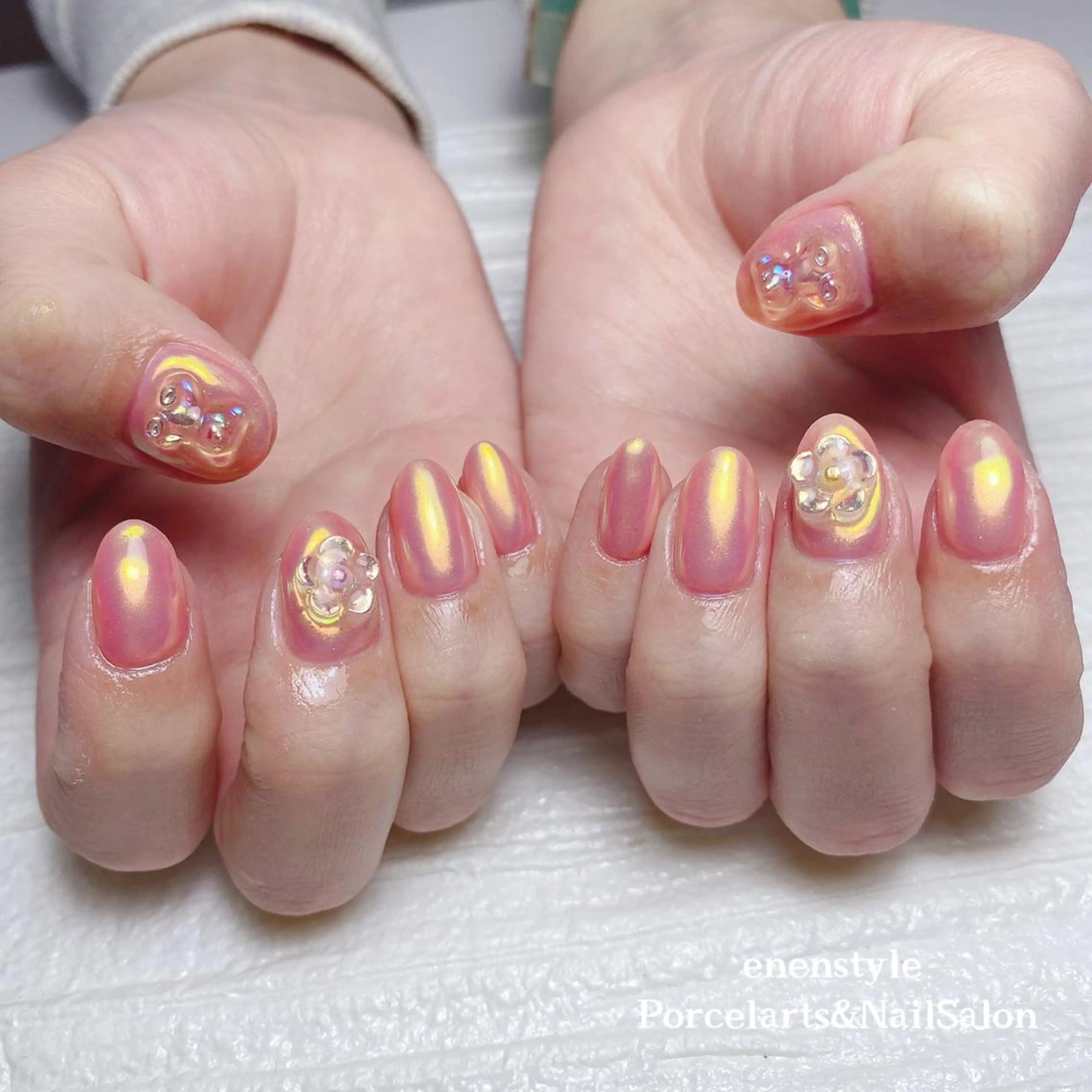 ミディアム ネイル 👑enen style👑のネイルデザイン