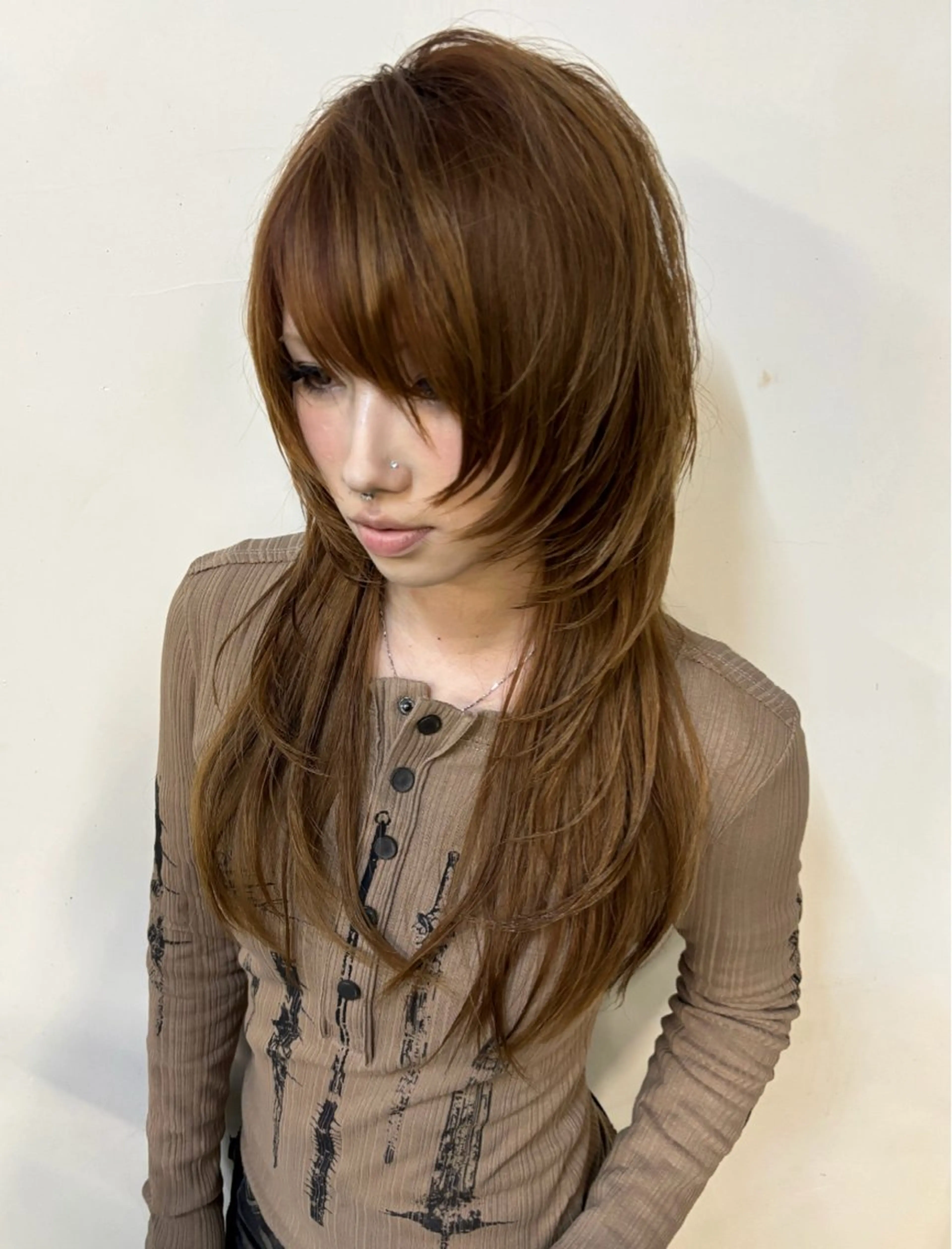 ロング カラー カット ヘアカラー デザインカラー⭐︎★ 🐆hyo🐆のヘアスタイル