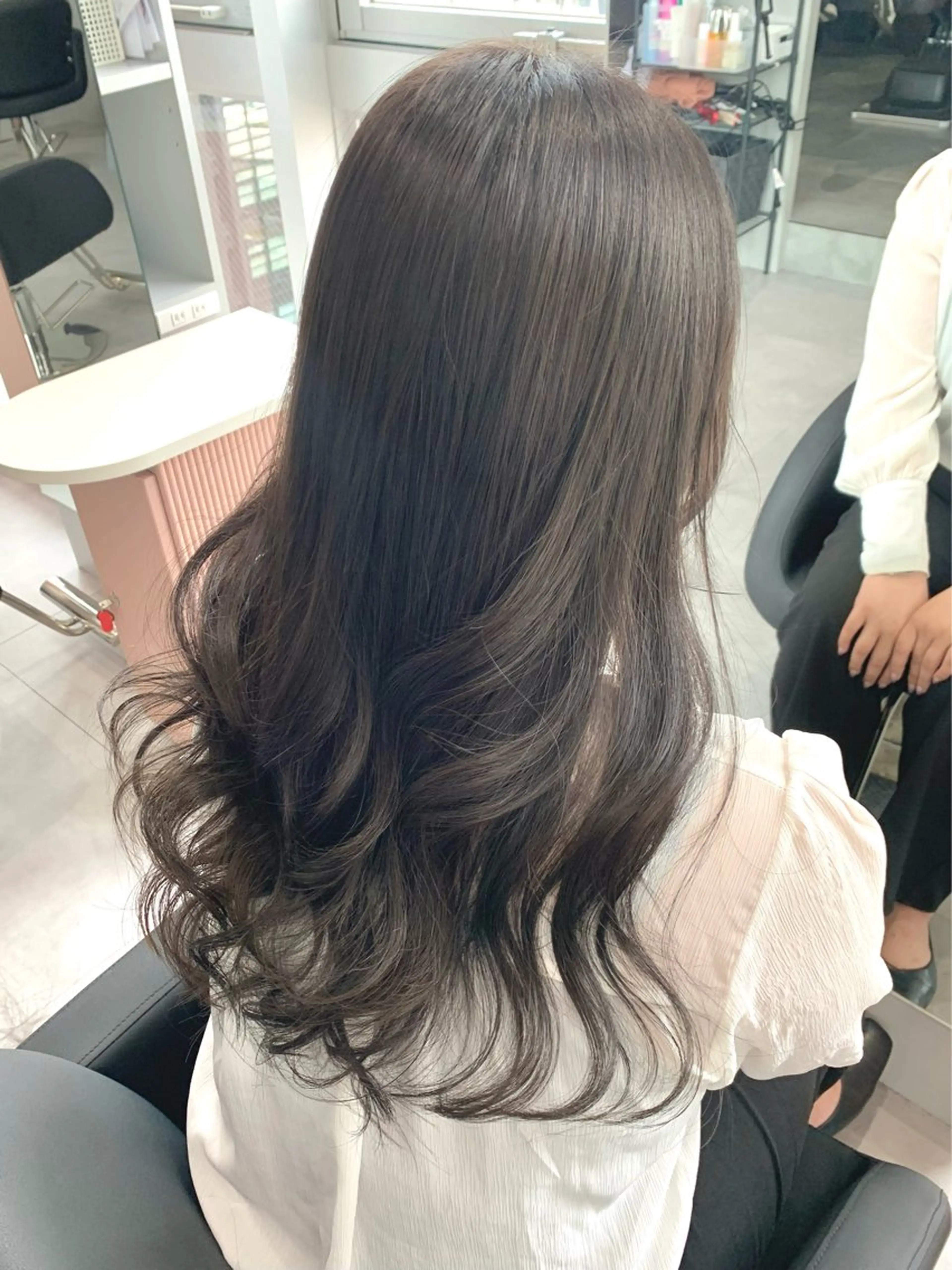 ロング 岸田 悠佑のヘアスタイル