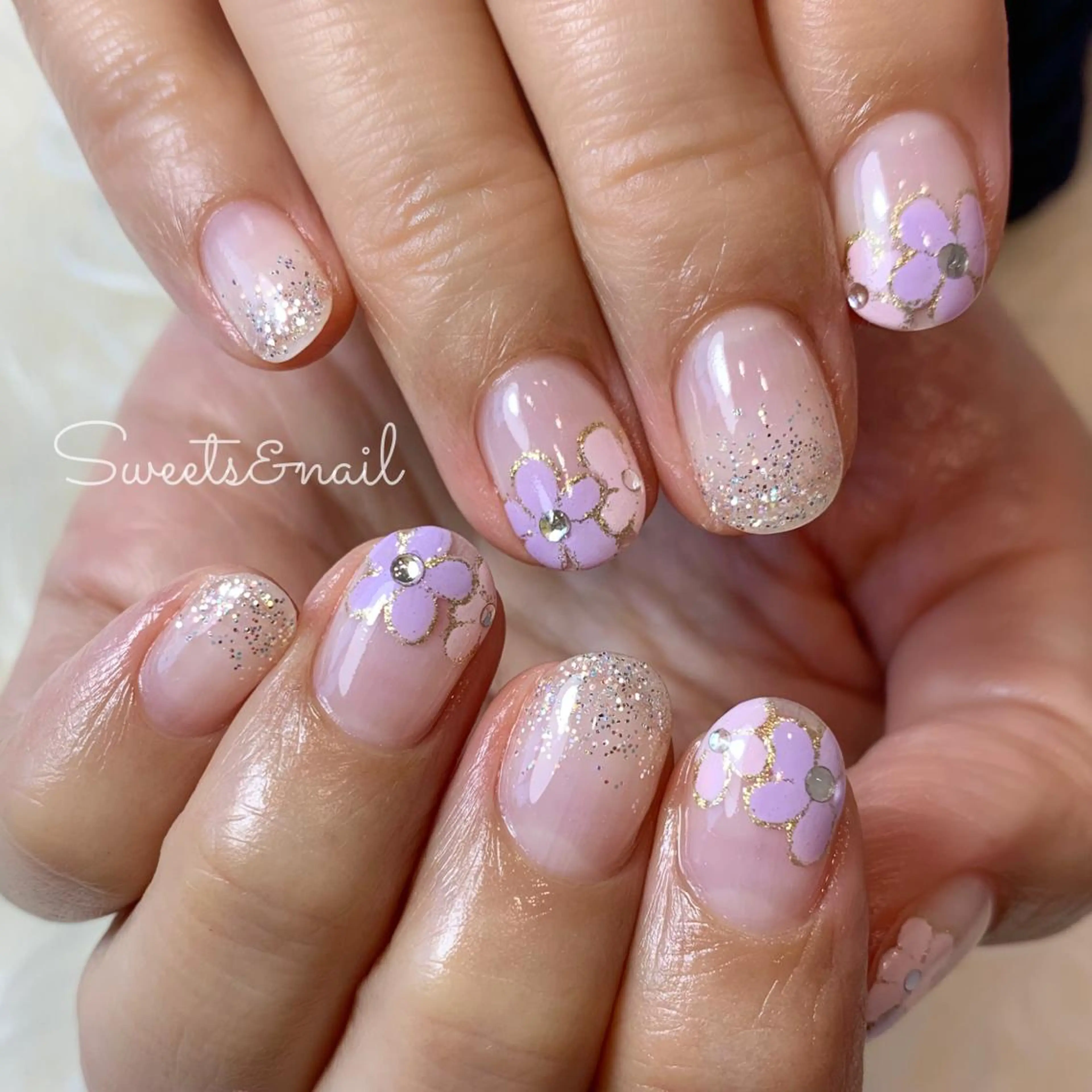ネイル フラワーネイル フレンチネイル Sweets＆ nail みなこのネイルデザイン