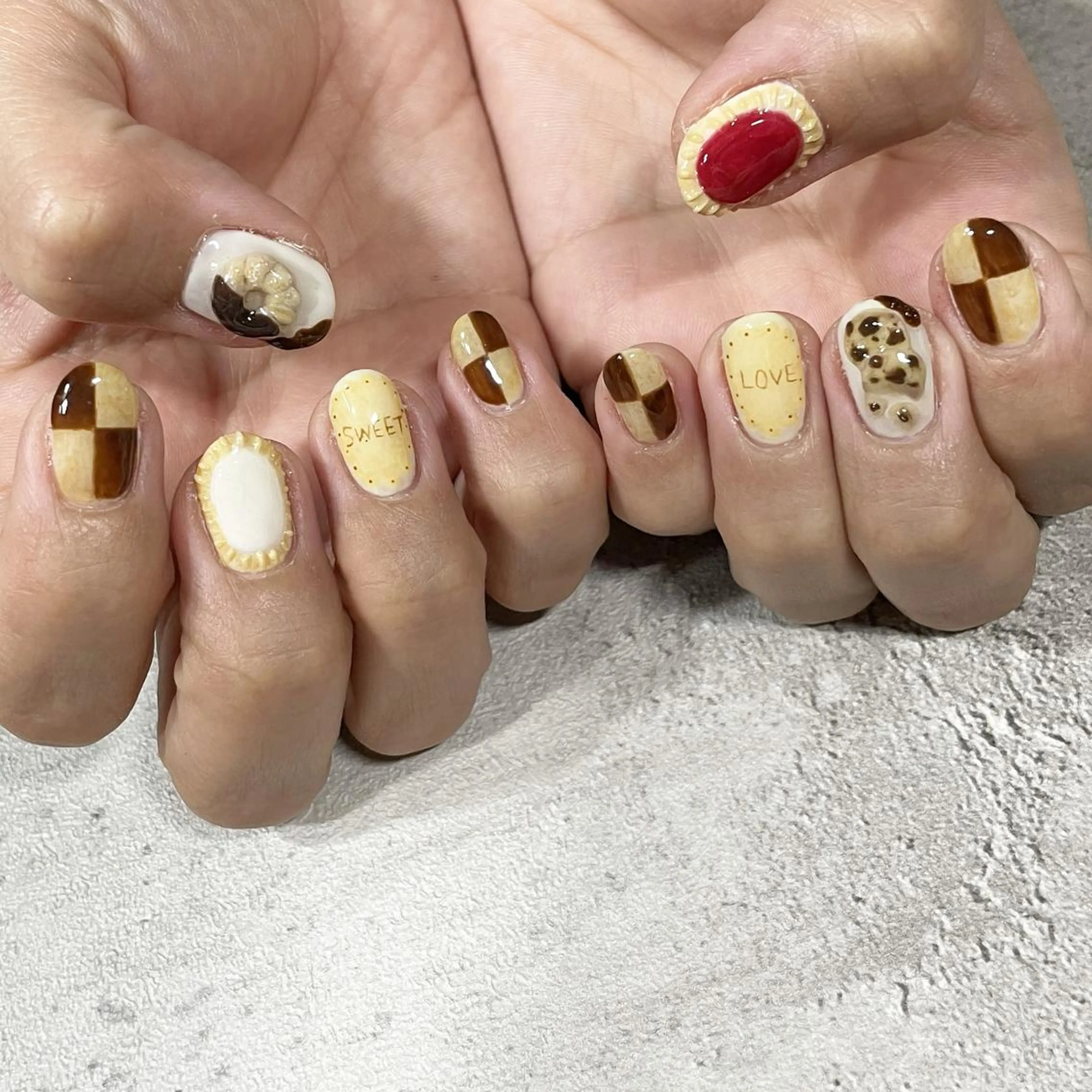 ネイル 東 千夏のネイルデザイン