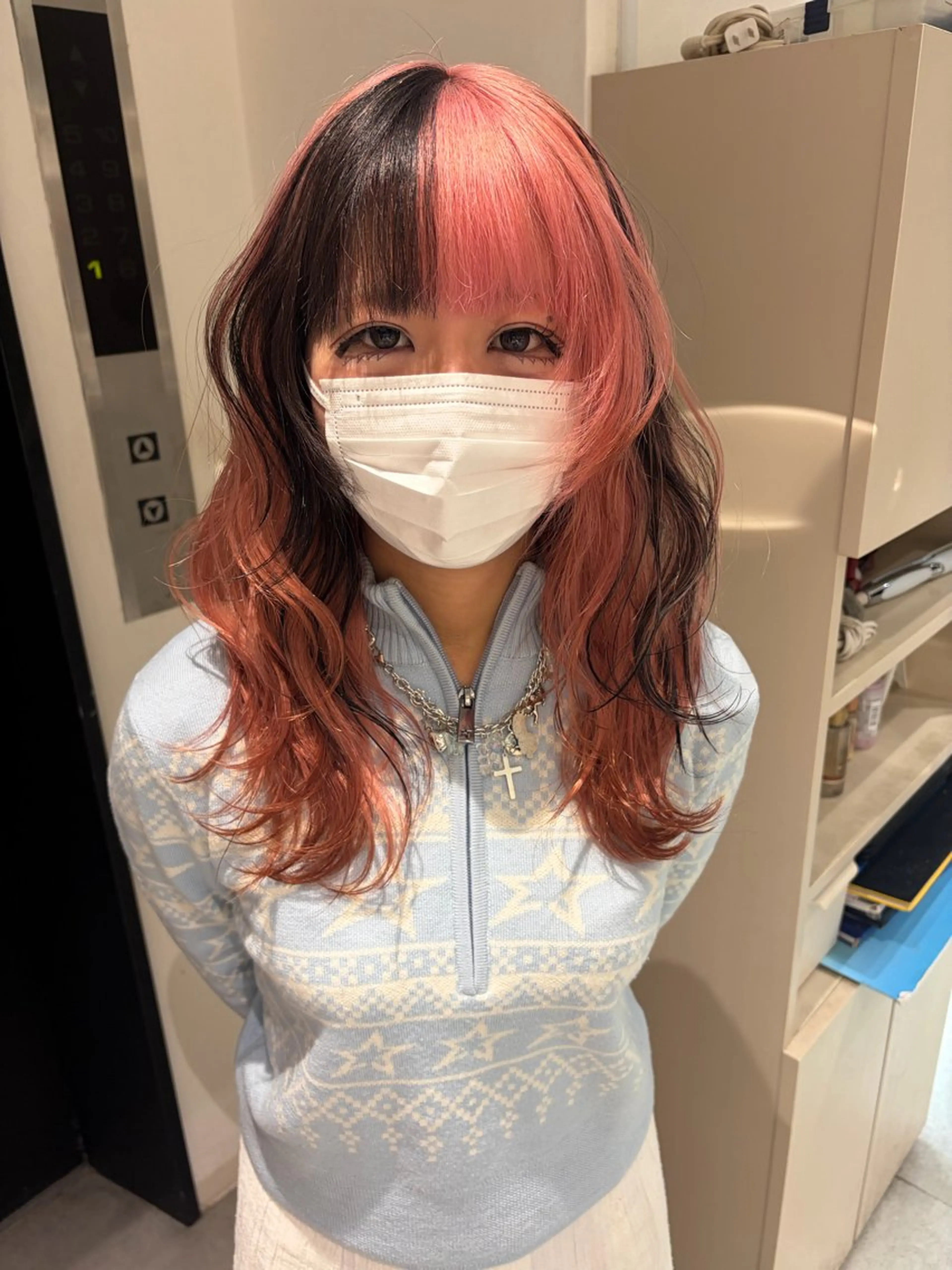 セミロング ヘアカラー Maria 梅田/デザインカラーのヘアスタイル