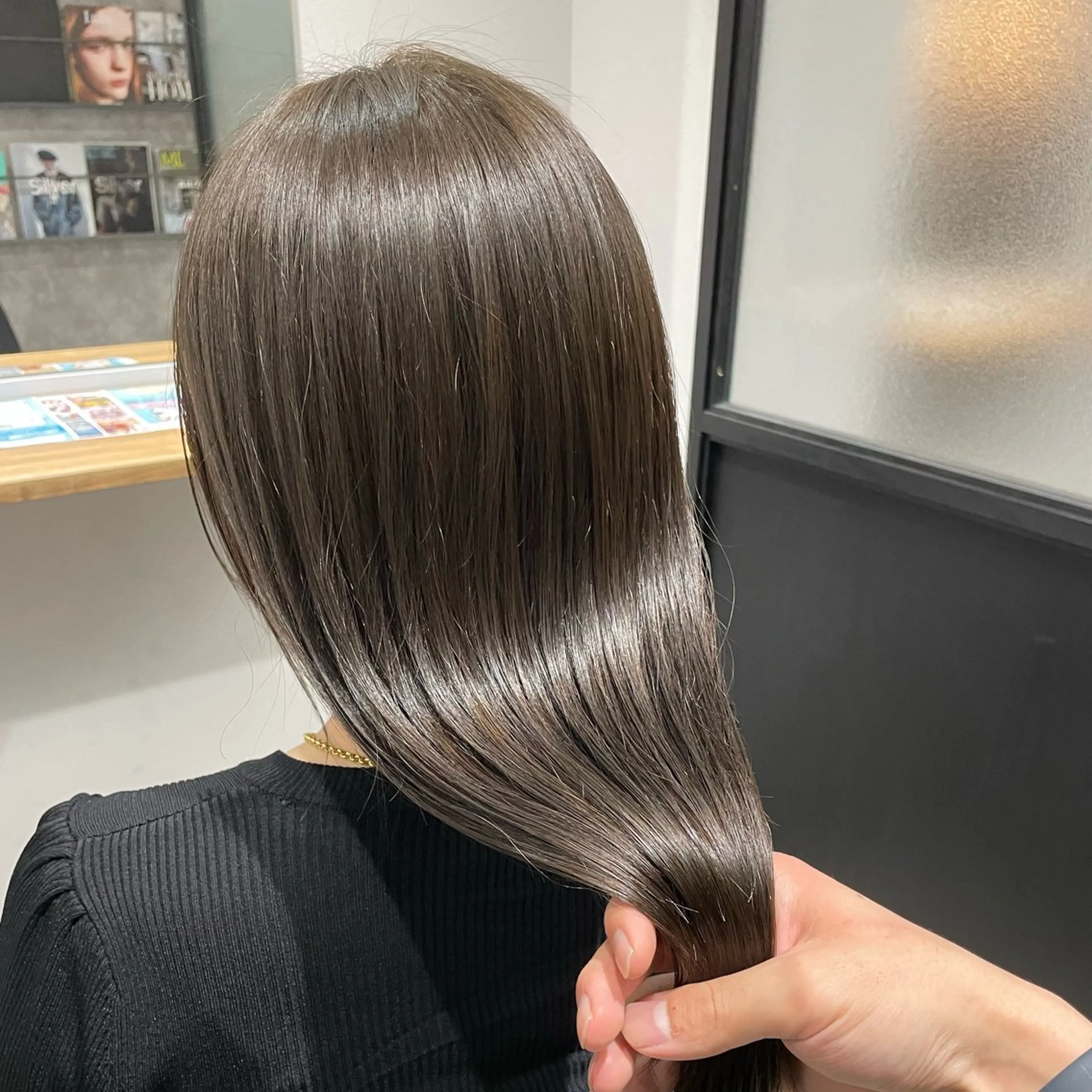 セミロング カラー カット ヘアカラー トリートメント classic kawasaki所属・川崎のカラー職人🥣 kentaのヘアスタイル