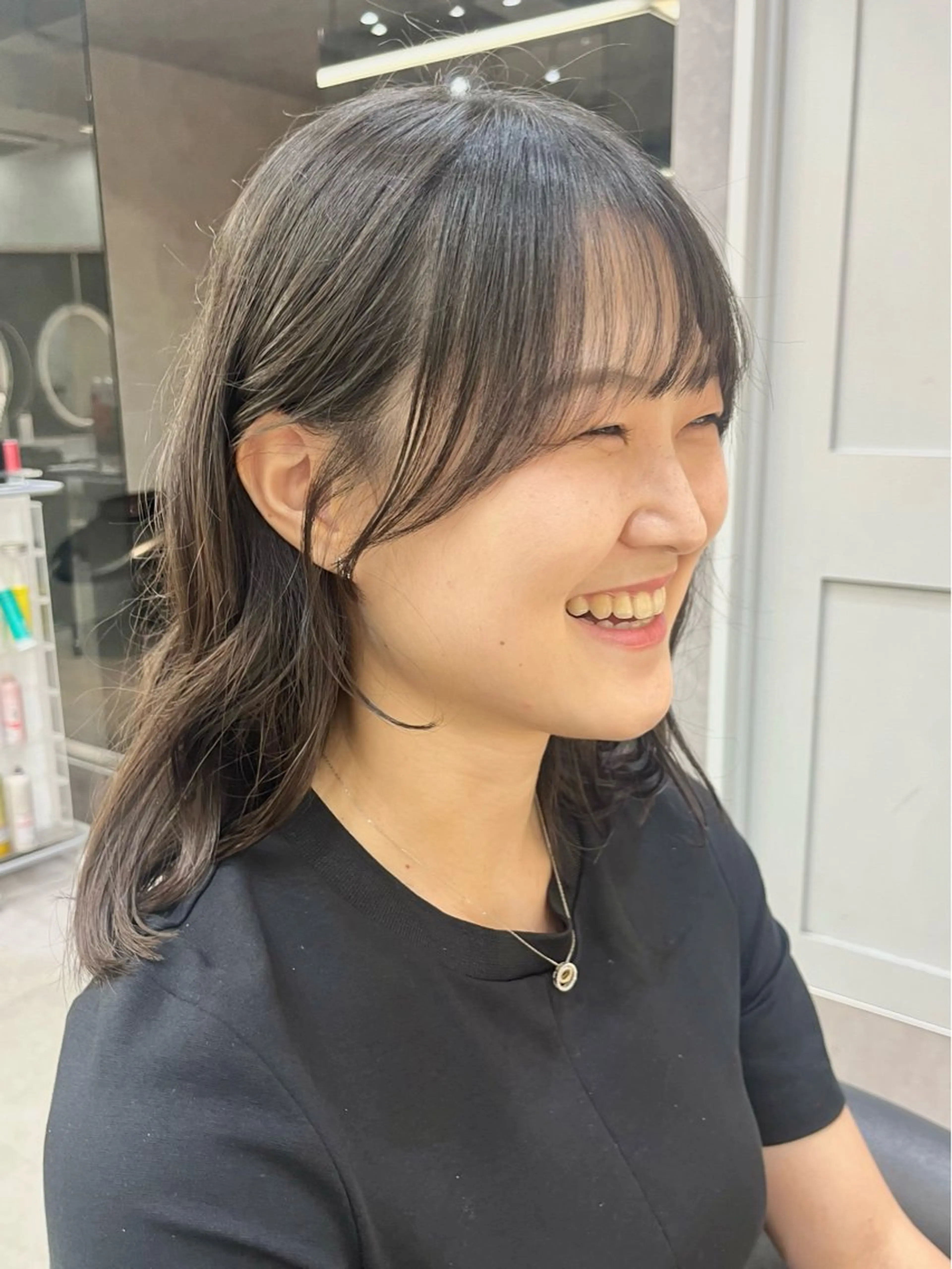 ミディアム カラー パーマ ヘアアレンジ ブリーチ ケアブリーチ 透明感カラー ダブルカラー ハイライトカラー カット ボブ|韓国|美髪矯正 |amika🌙のヘアスタイル