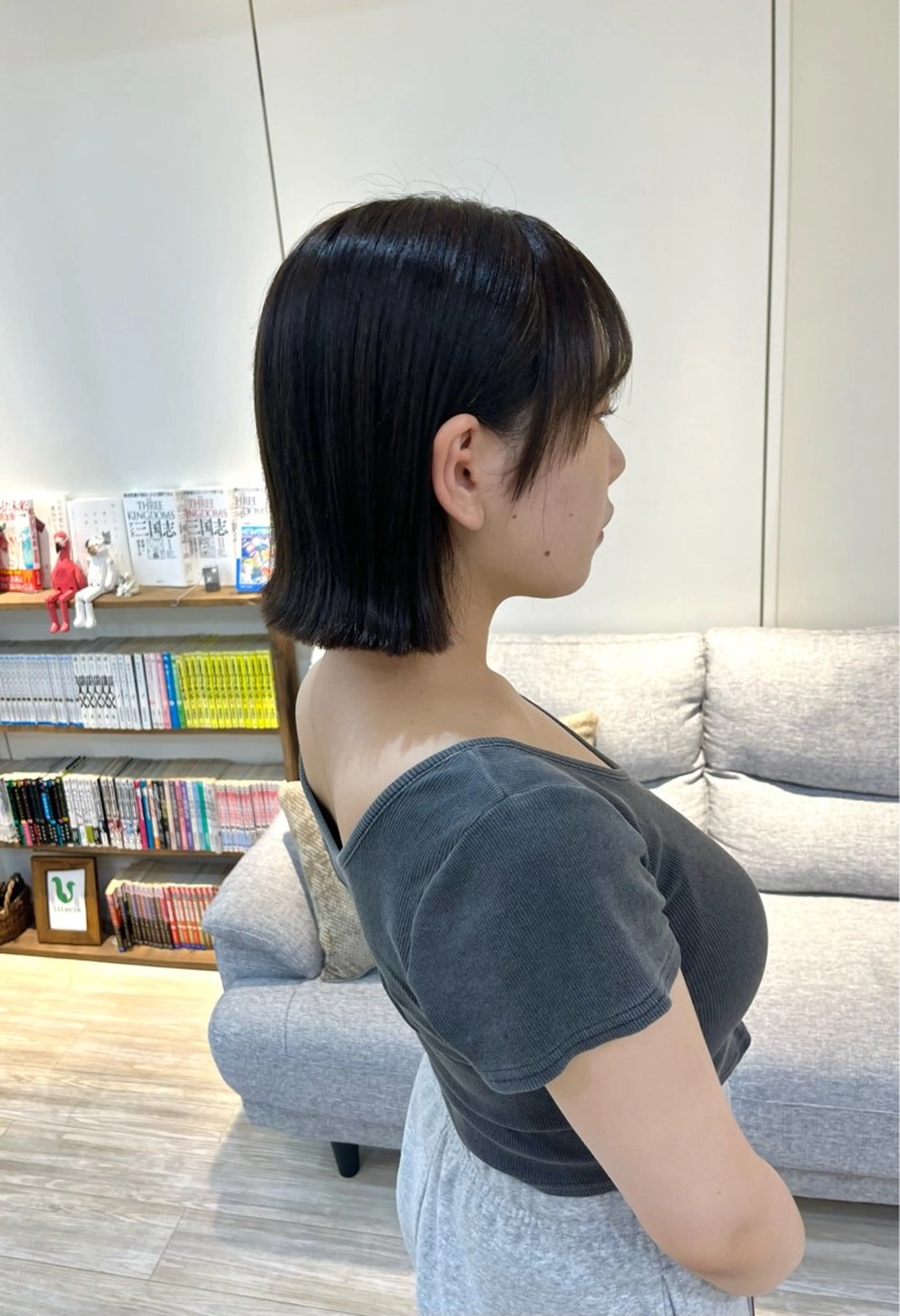 ショート カラー つぼみ/パーマ ／レイヤー／ボブのヘアスタイル