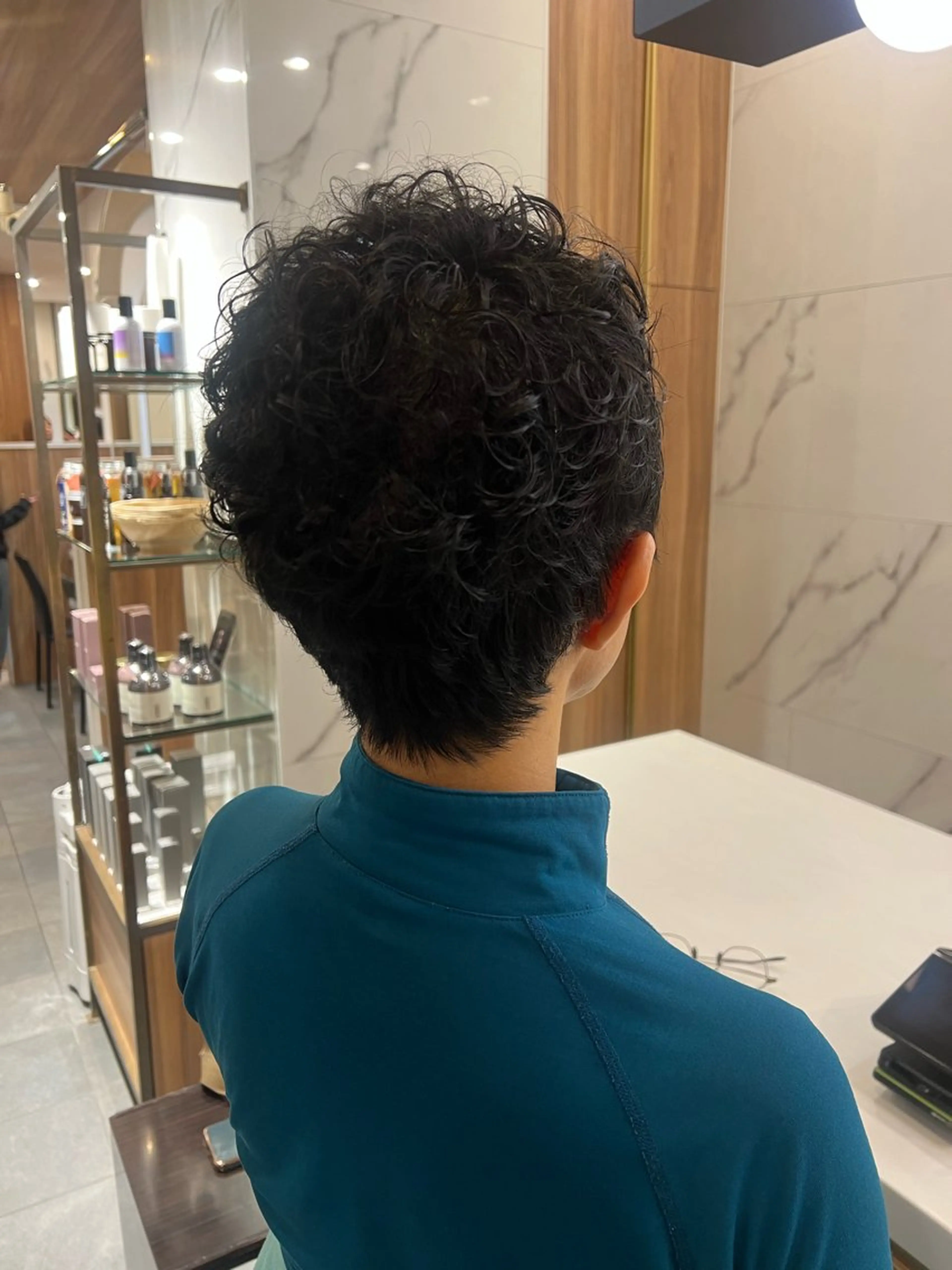 ショート 村中 逸紀のヘアスタイル