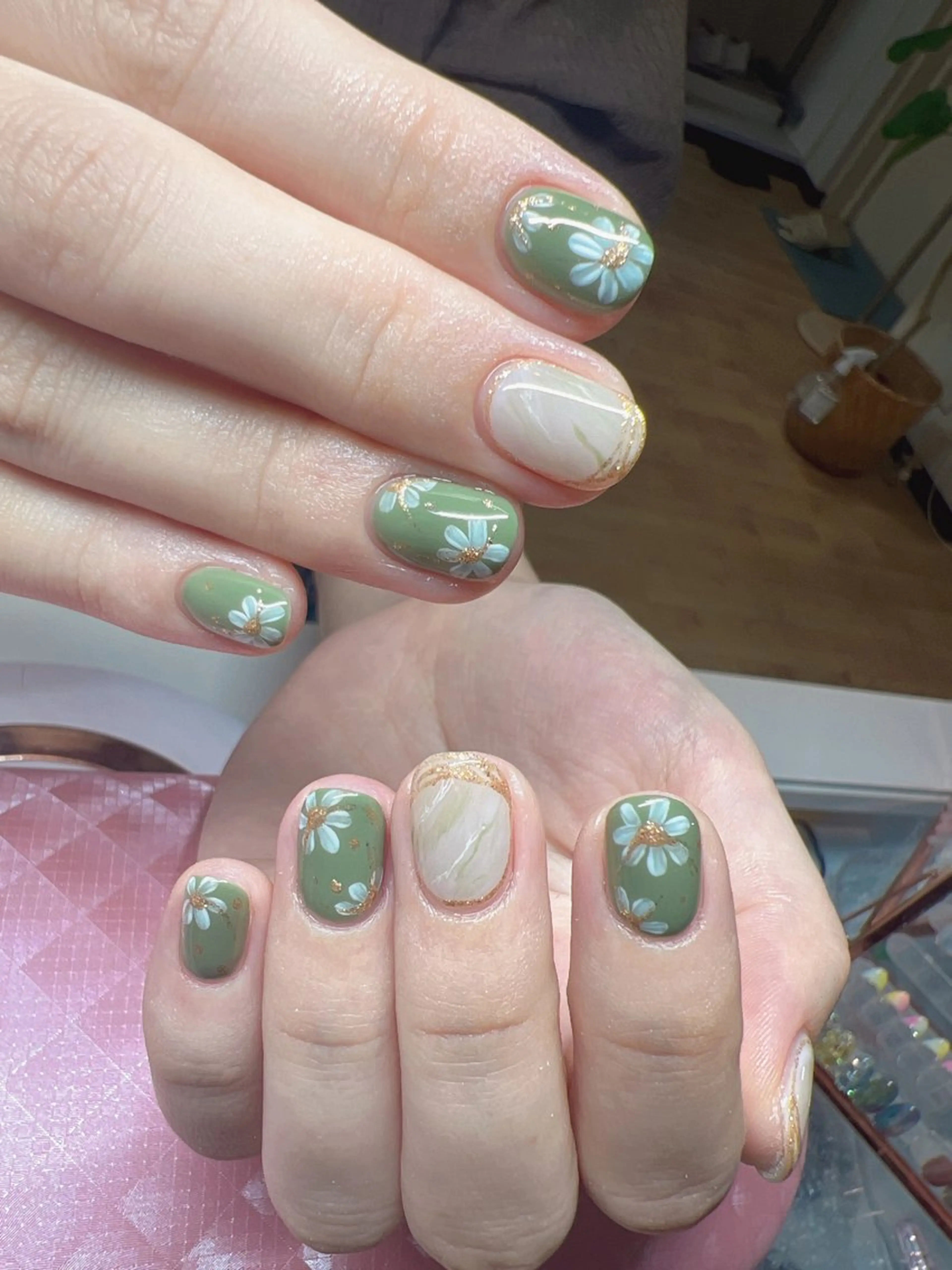 ネイル ハンドネイル Odon Beauty  nail  salon所属・ソコ ソコのネイルデザイン