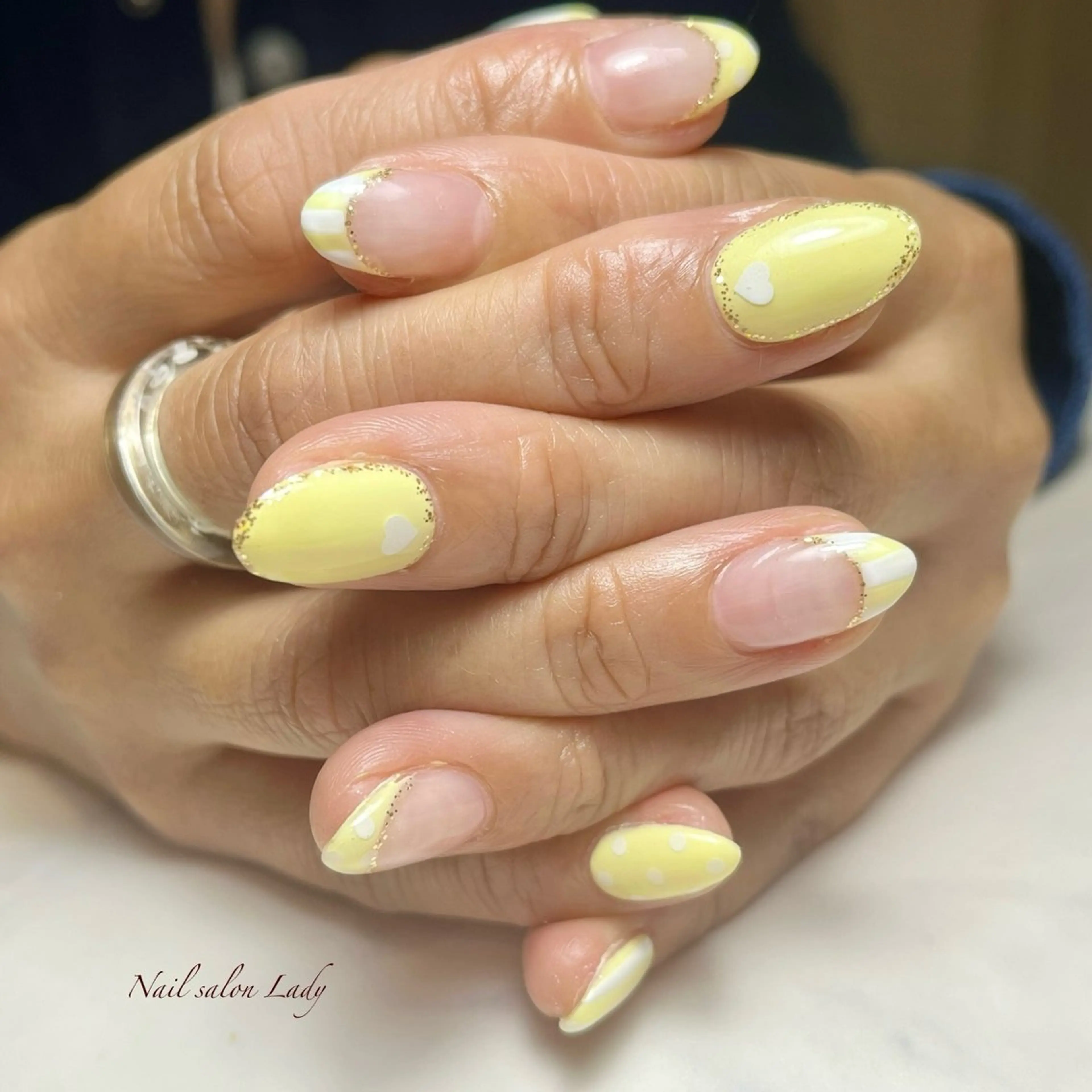 ネイル ドット フレンチネイル 黄色 Nail salon Ladyのネイルデザイン