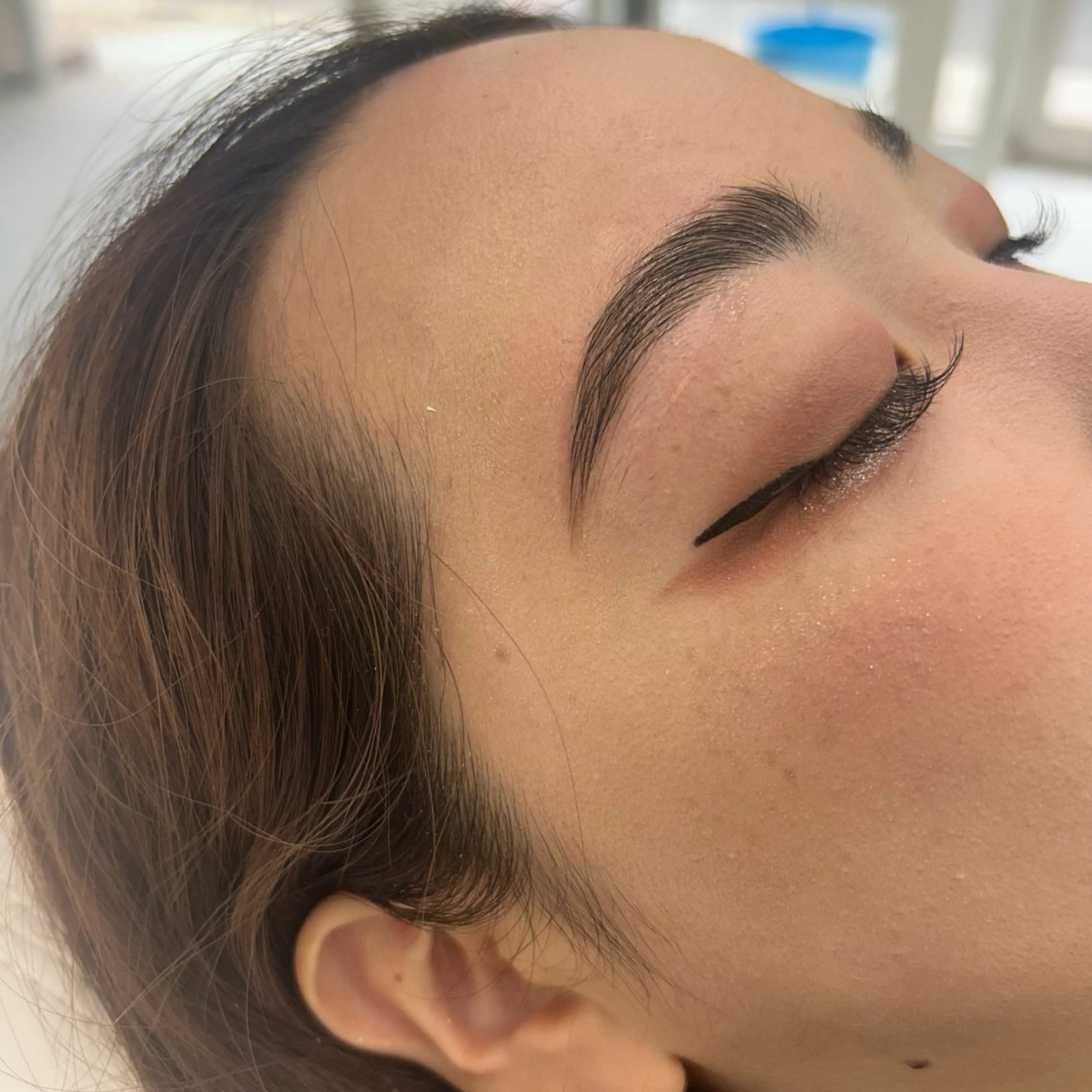 【リピーター様限定】🩵美歯口ホワイトニング30分＋ハリウッドブロウ🩵の写真