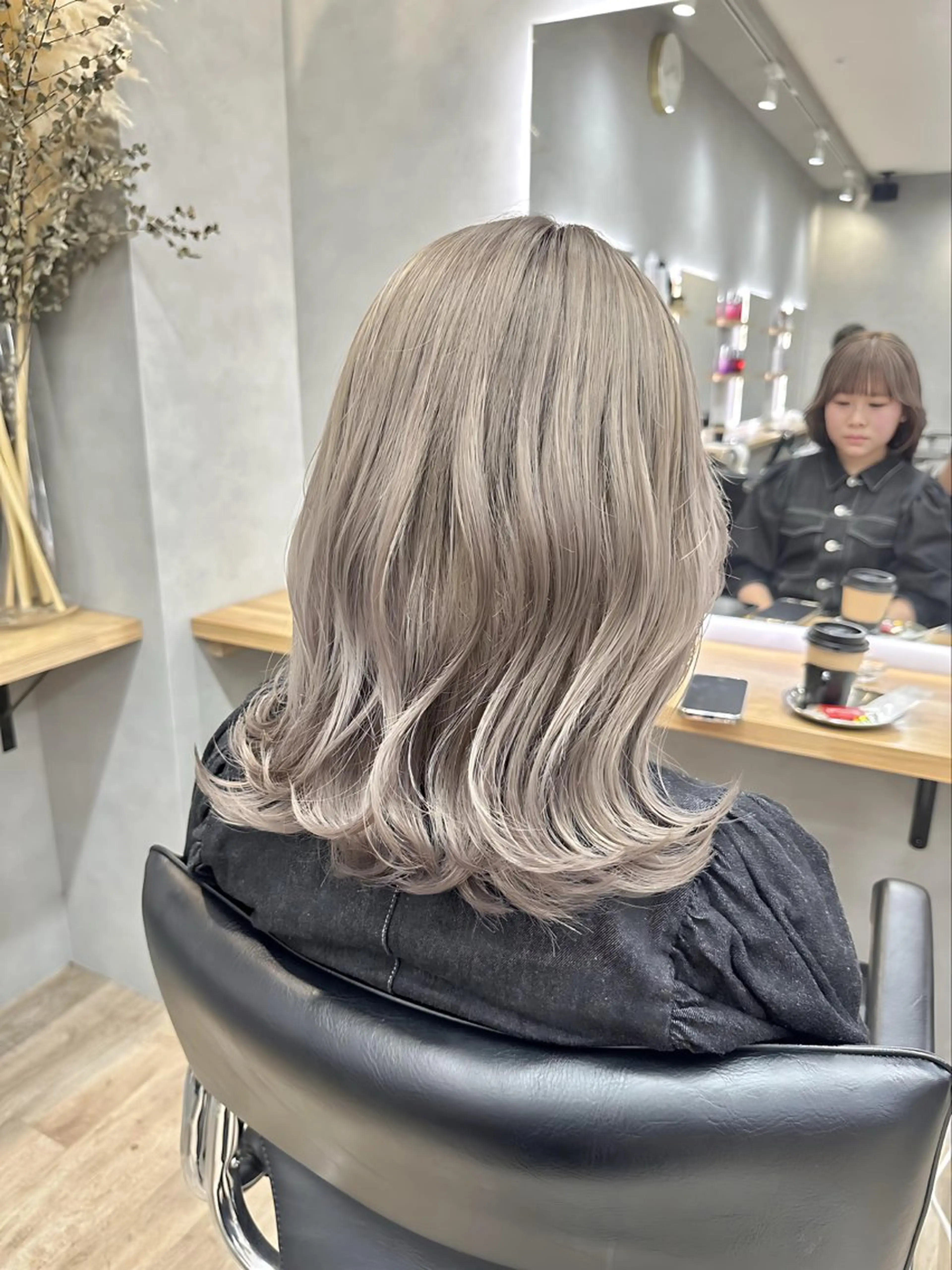 ミディアム カラー ⭐️NOAHL大宮 カラー特化⭐️のヘアスタイル