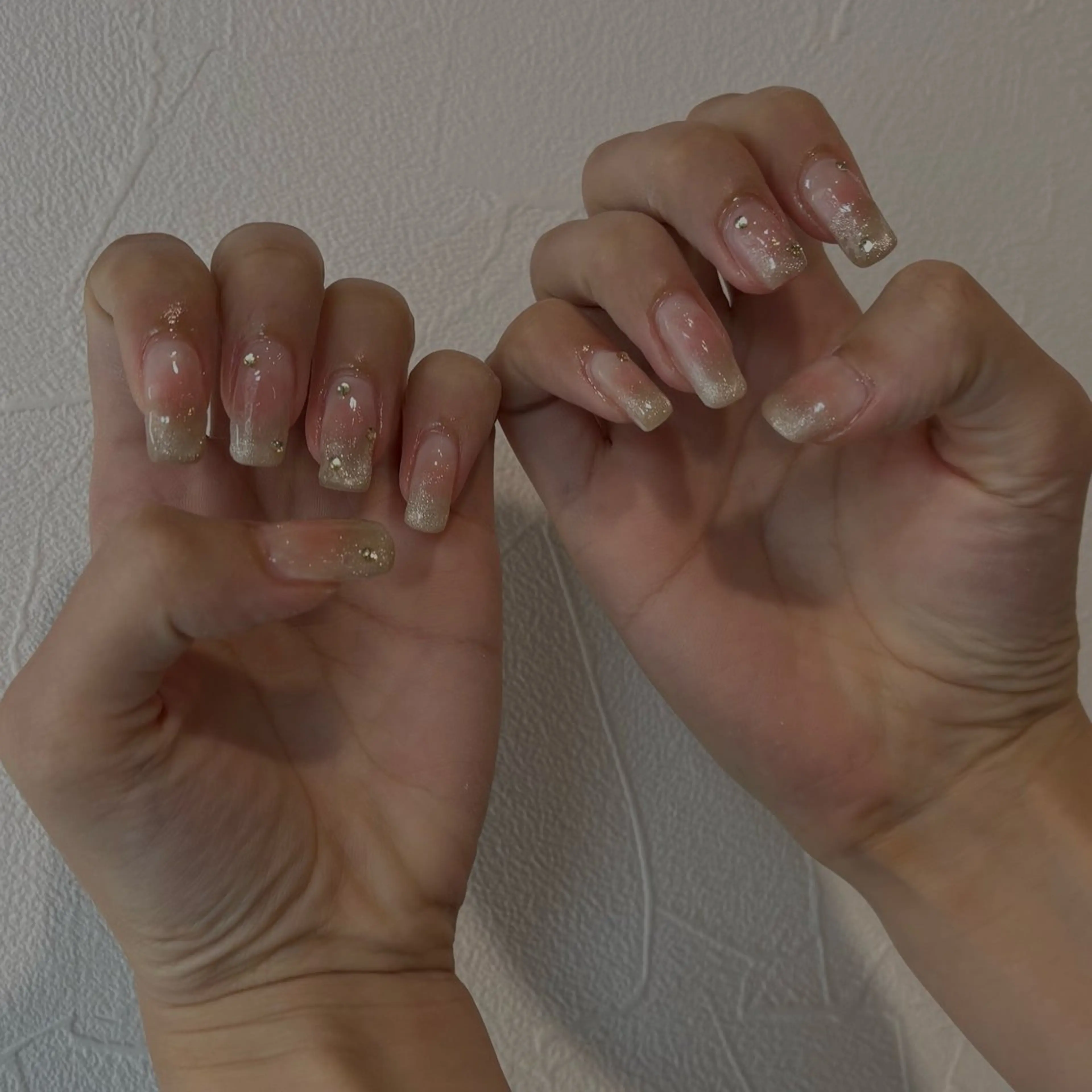 ネイル アートネイル チークネイル 長さ出し 韓国ネイル マグネットネイル vante_aimi .パラジェル取扱店のネイルデザイン