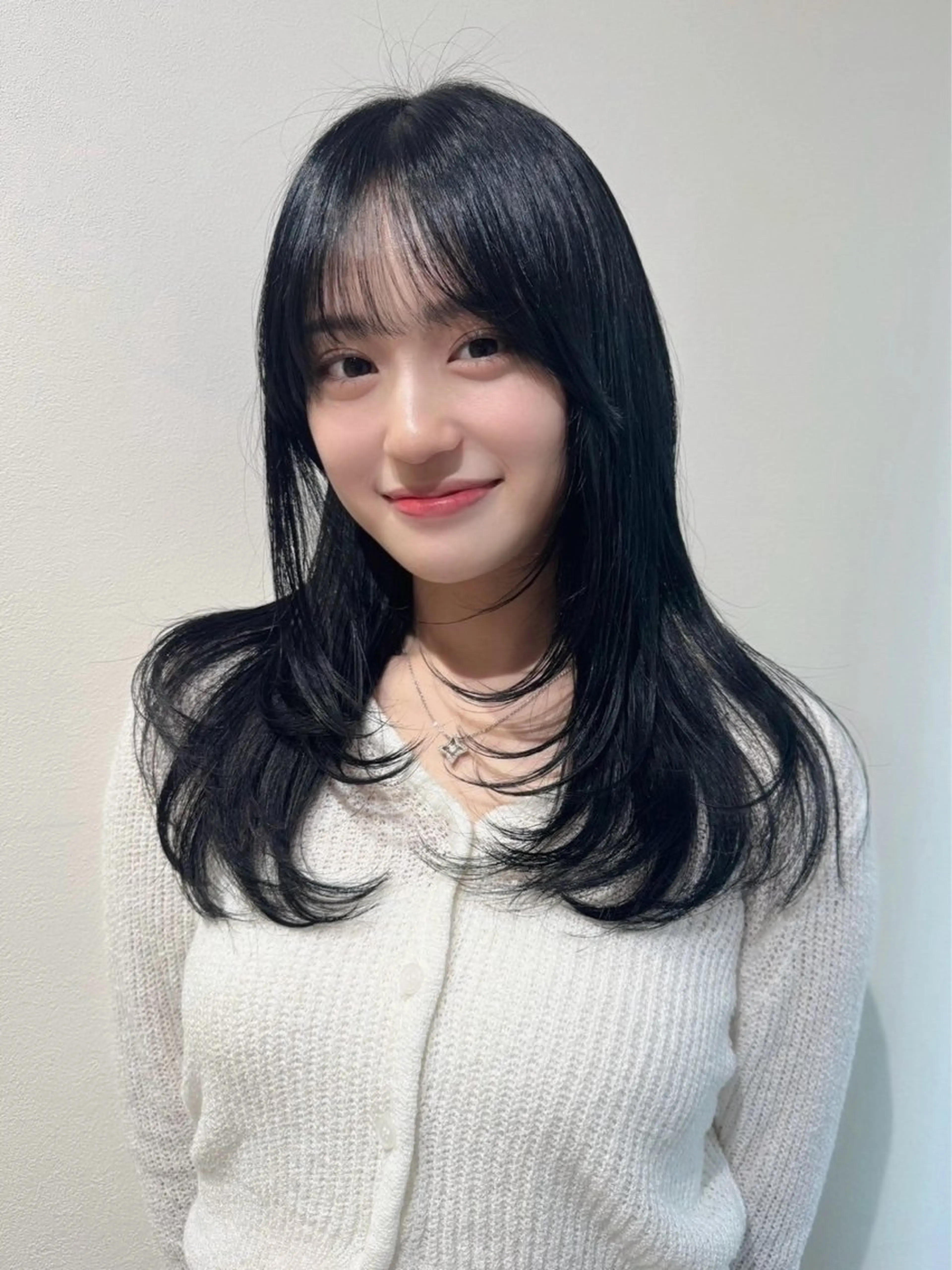 セミロング カラー カット ヘアカラー コトミ【メンズ特化】 女子ウケ提案🫶🏻のヘアスタイル