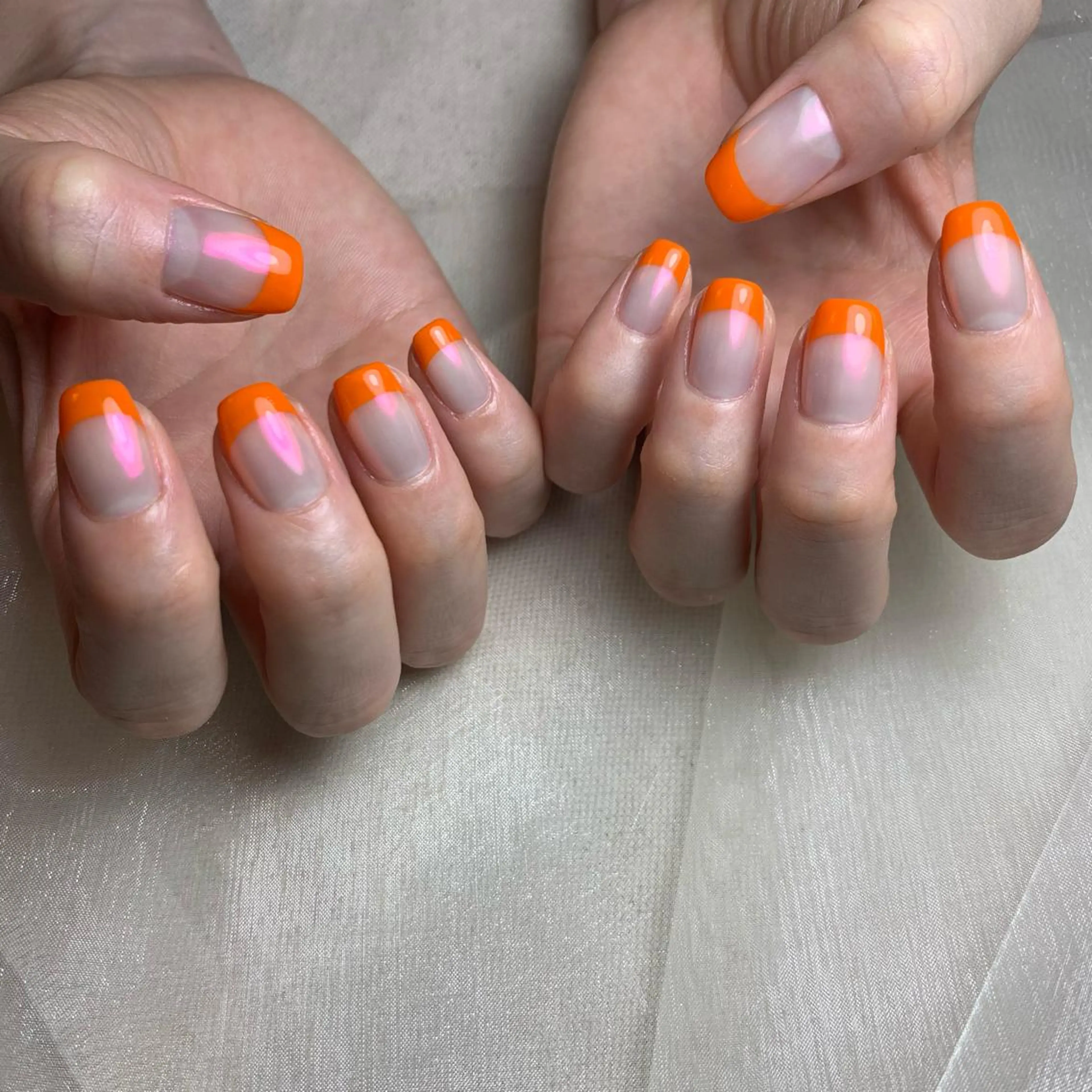 ネイル repos~ルポ~所属・里見 麗のネイルデザイン