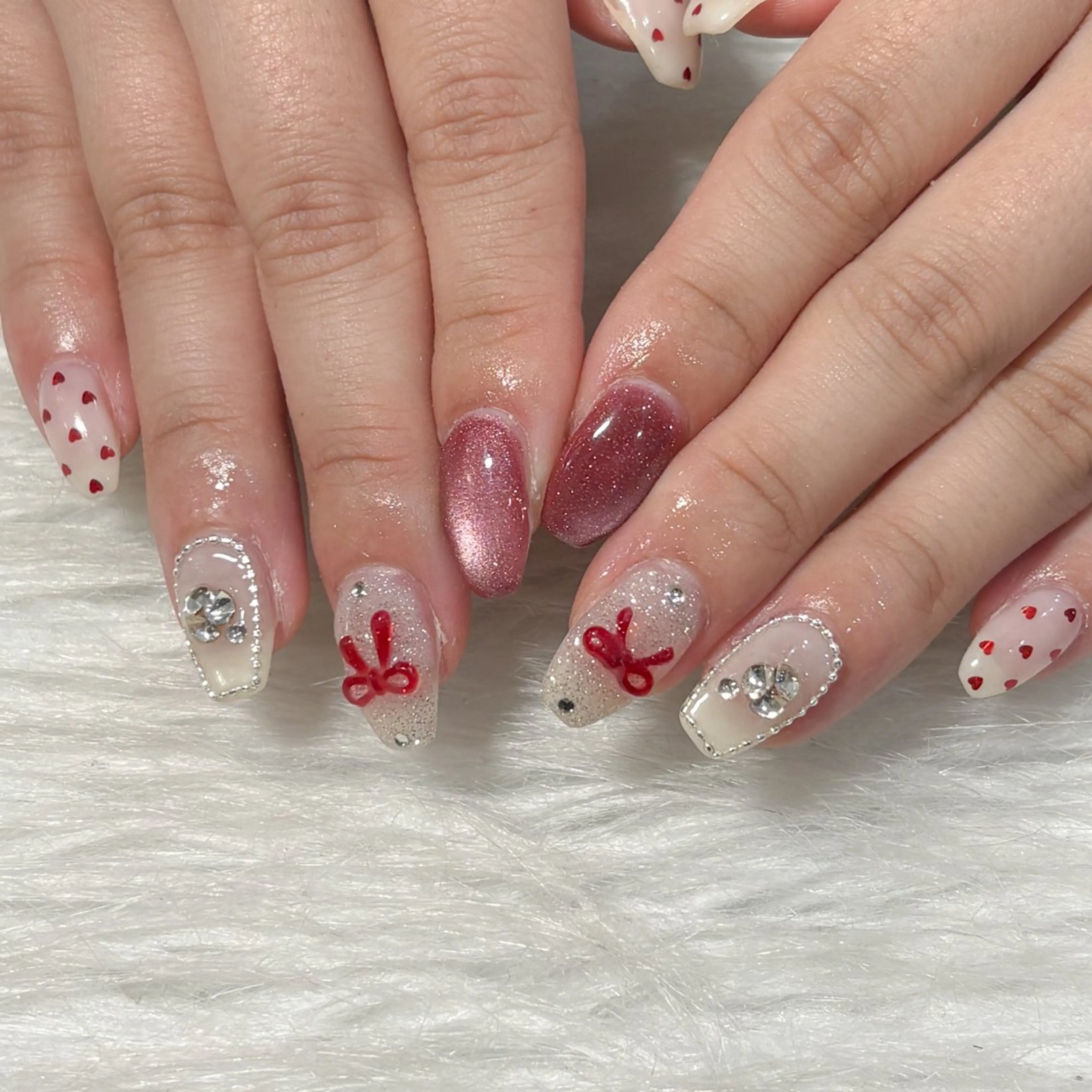 ネイル ハンドネイル LAVISH manaのネイルデザイン