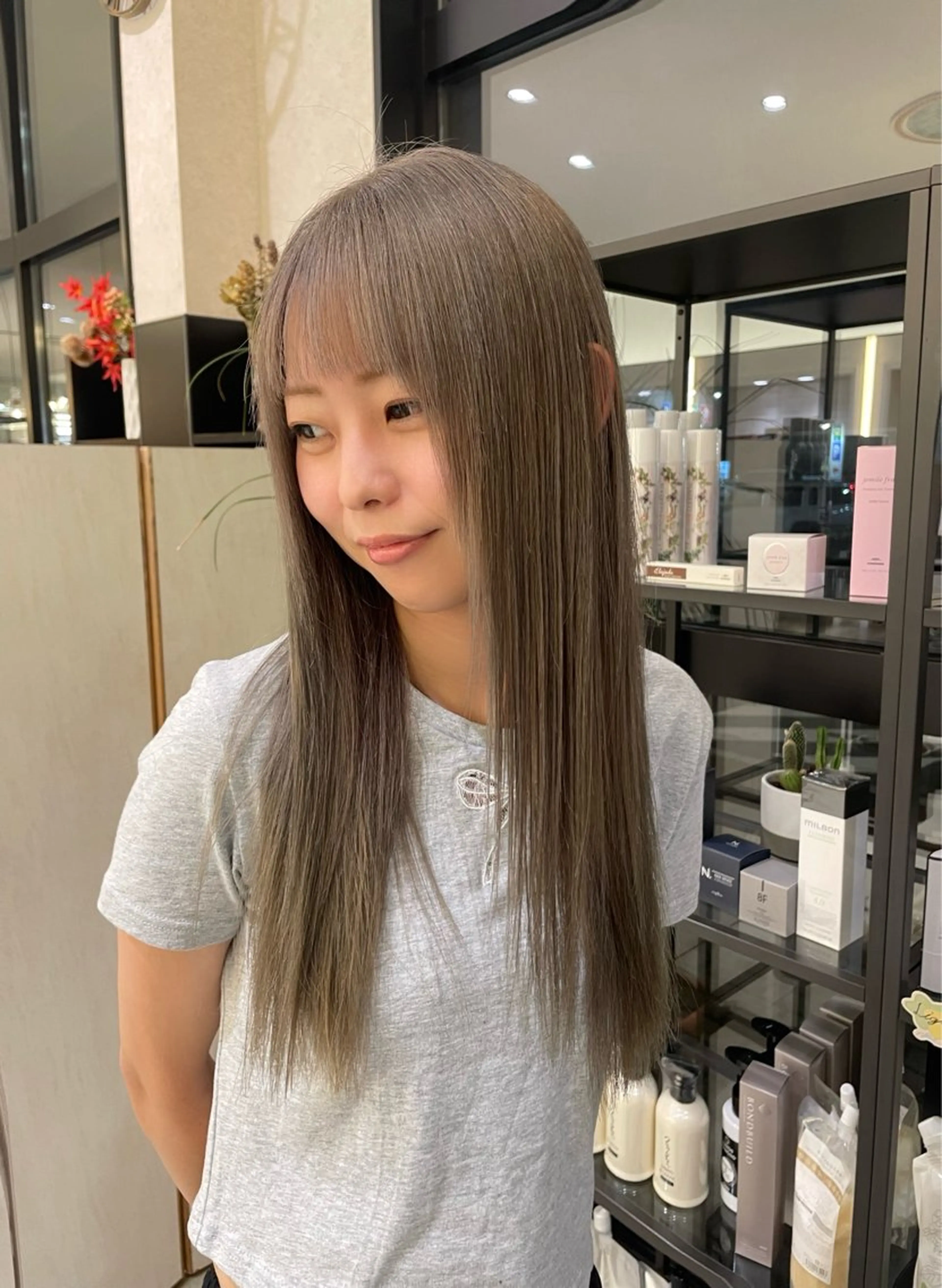 セミロング RITZ 髪質改善/ 清水のヘアスタイル