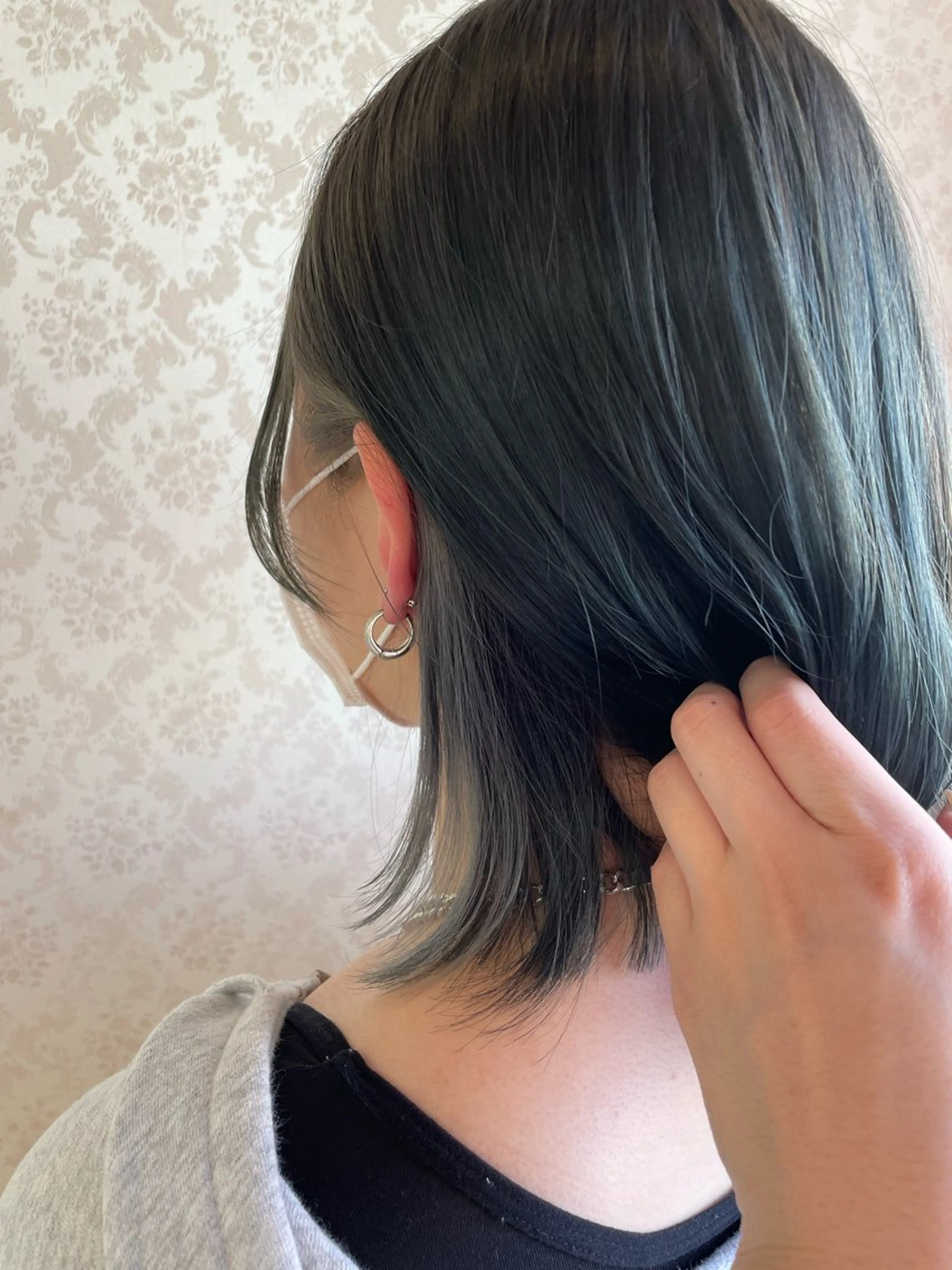 カラー ヒヨシ ルナのヘアスタイル