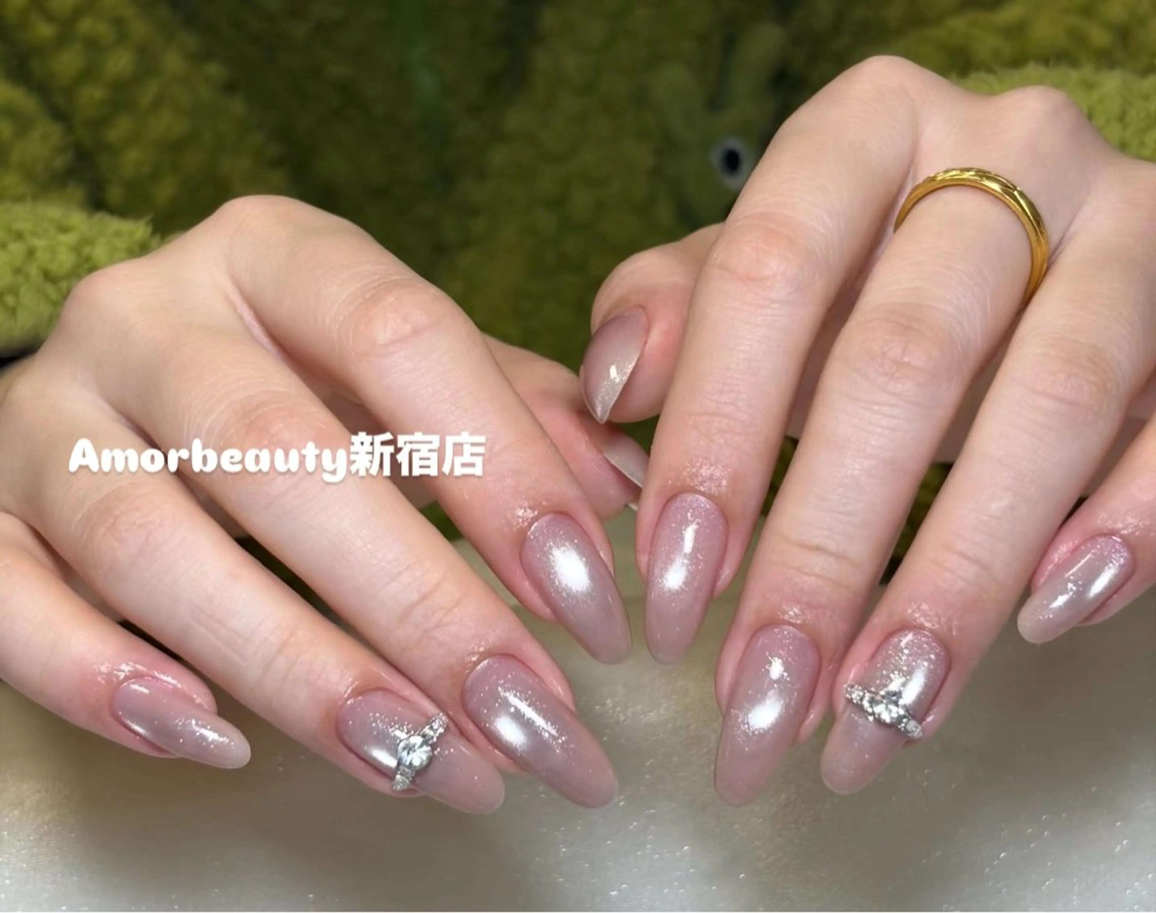 ネイル ハンドネイル ハンドケア Kaka_ パラジェル、長さだしのネイルデザイン