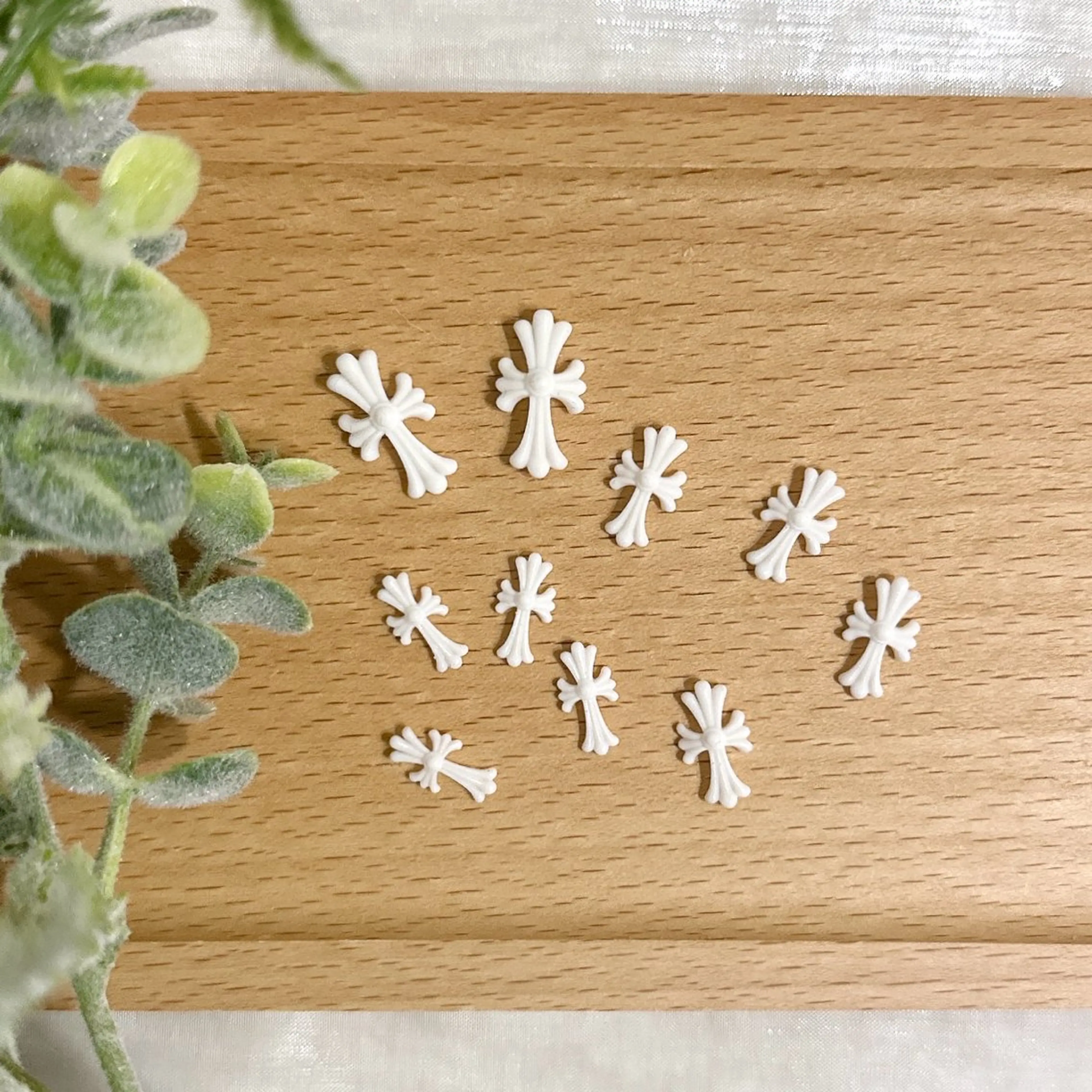 ネイル ホワイト ハンドネイル peaberry nailのネイルデザイン