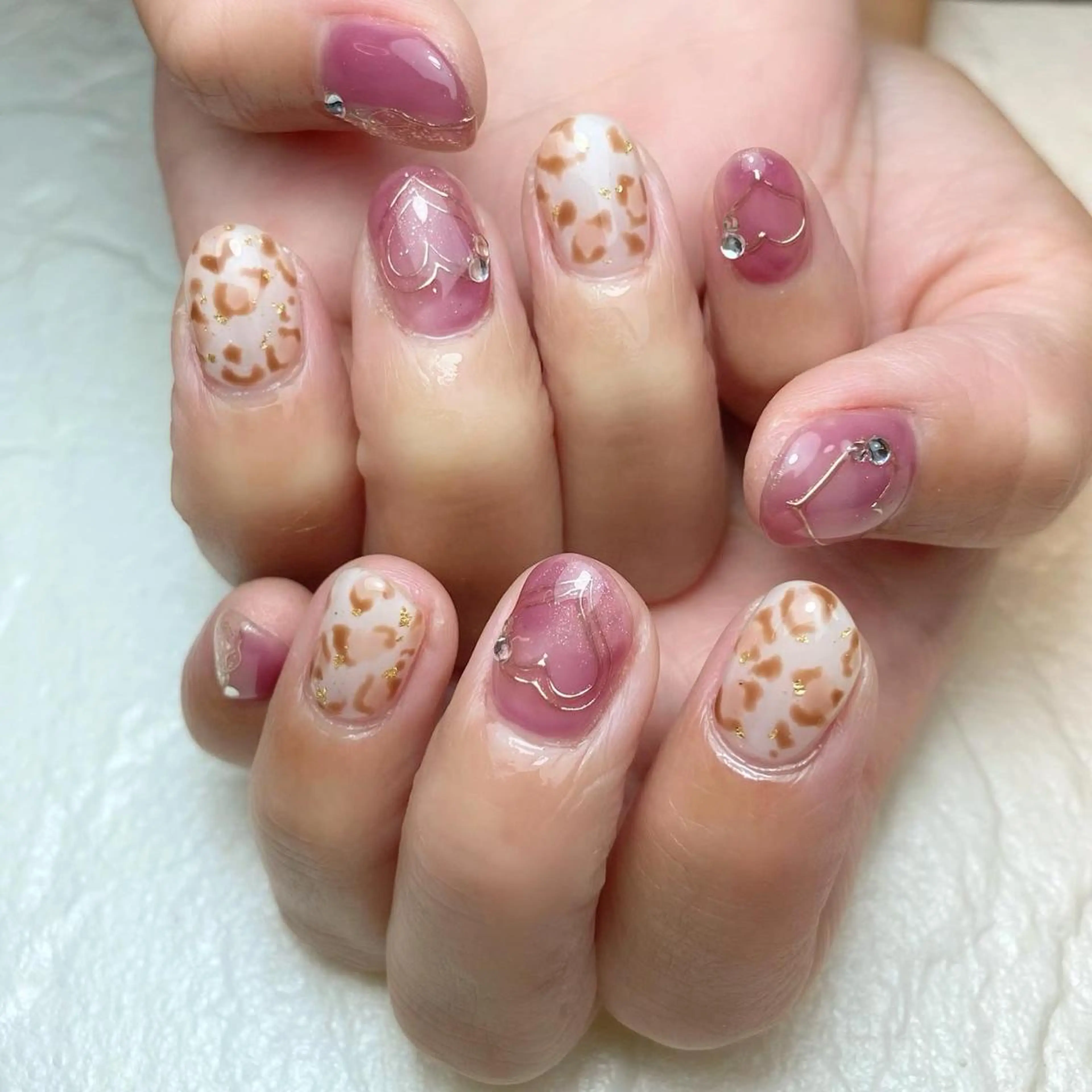ネイル アニマル柄 ハンドネイル Nail ameria megu所属・ameria meguのネイルデザイン