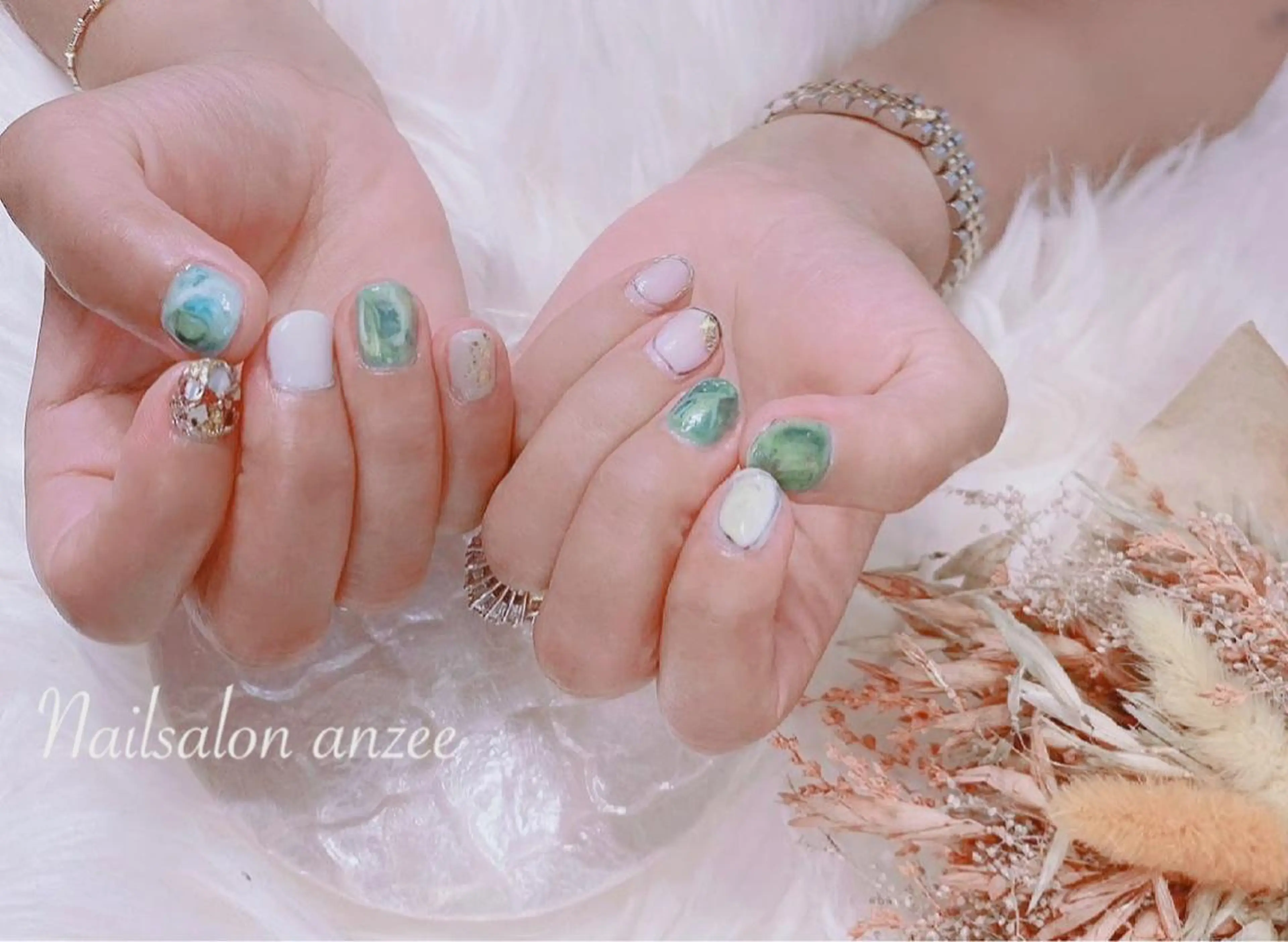 ネイル ニュアンスネイル sp anzeeのネイルデザイン