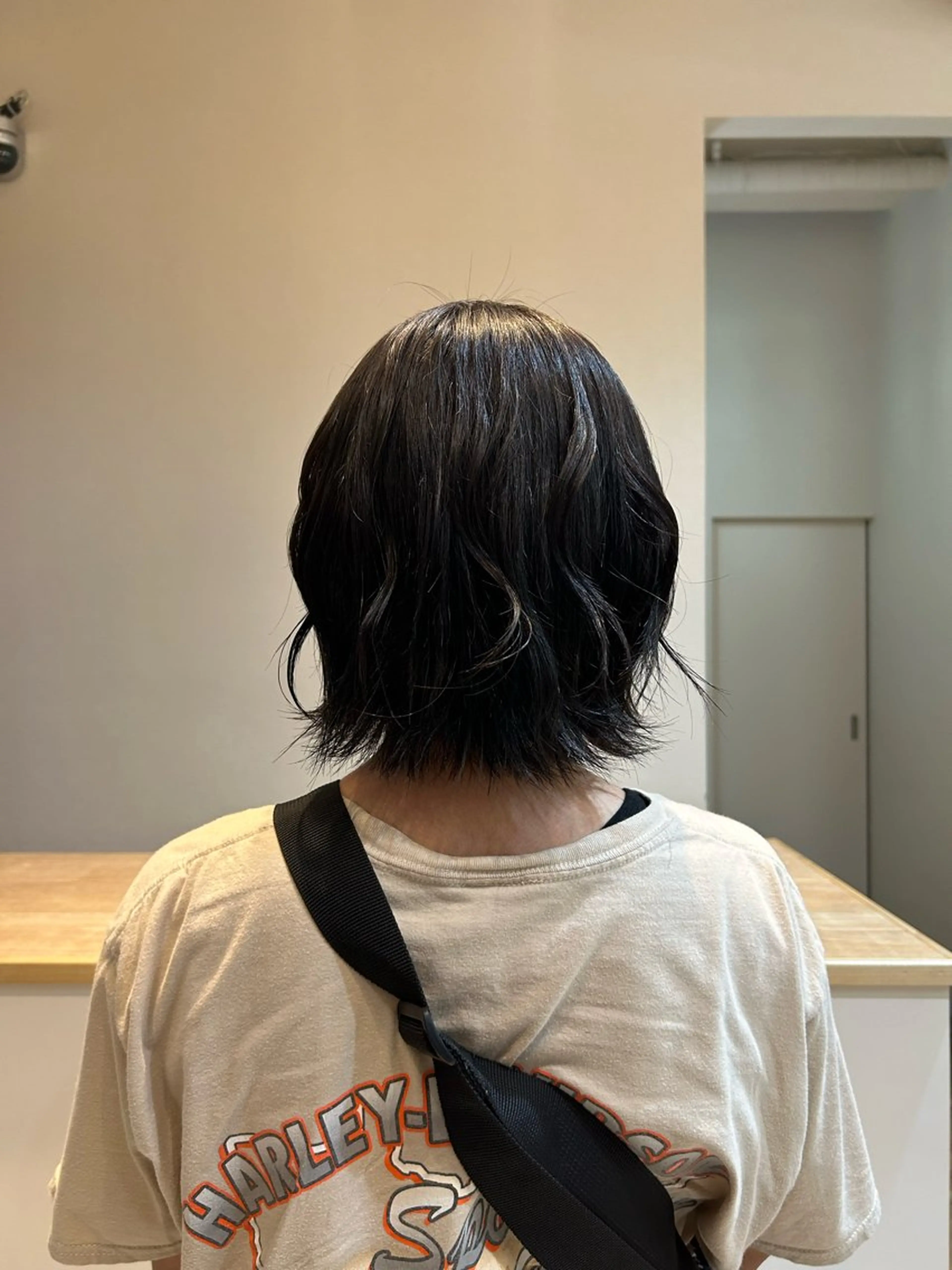 ショート カラー ウジイエ ミユウのヘアスタイル